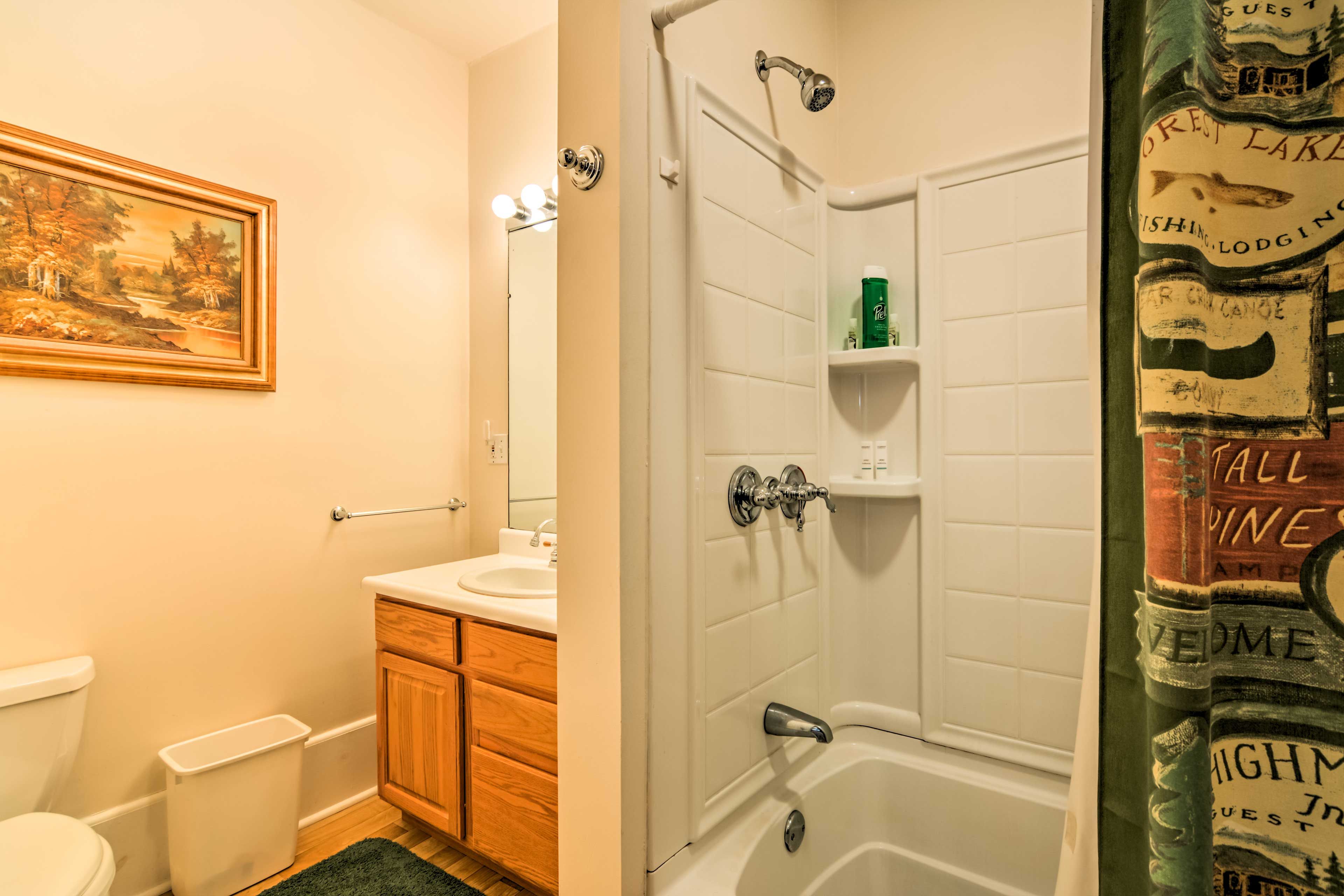 Bathroom | 1st Floor