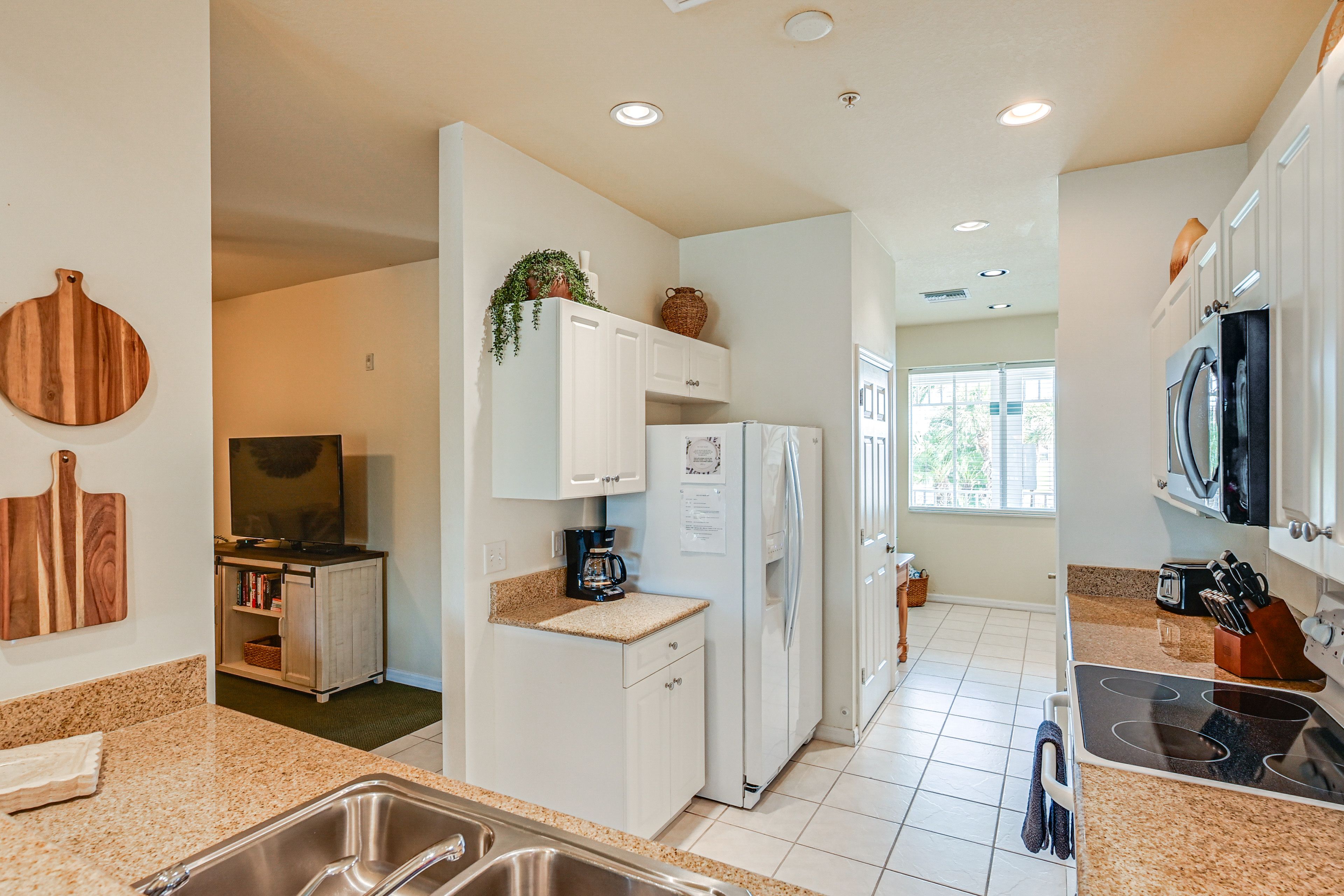 Kitchen | Cooking Basics | Drip Coffee Maker | Toaster