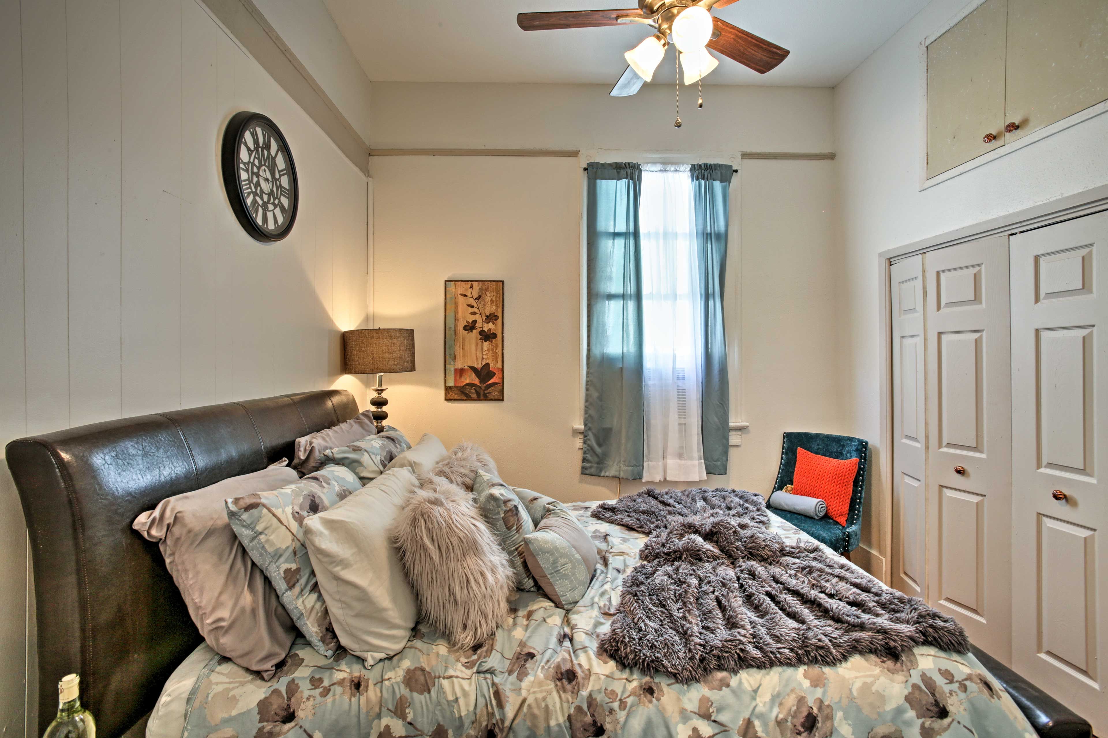 There's plenty of room to store your belongings!