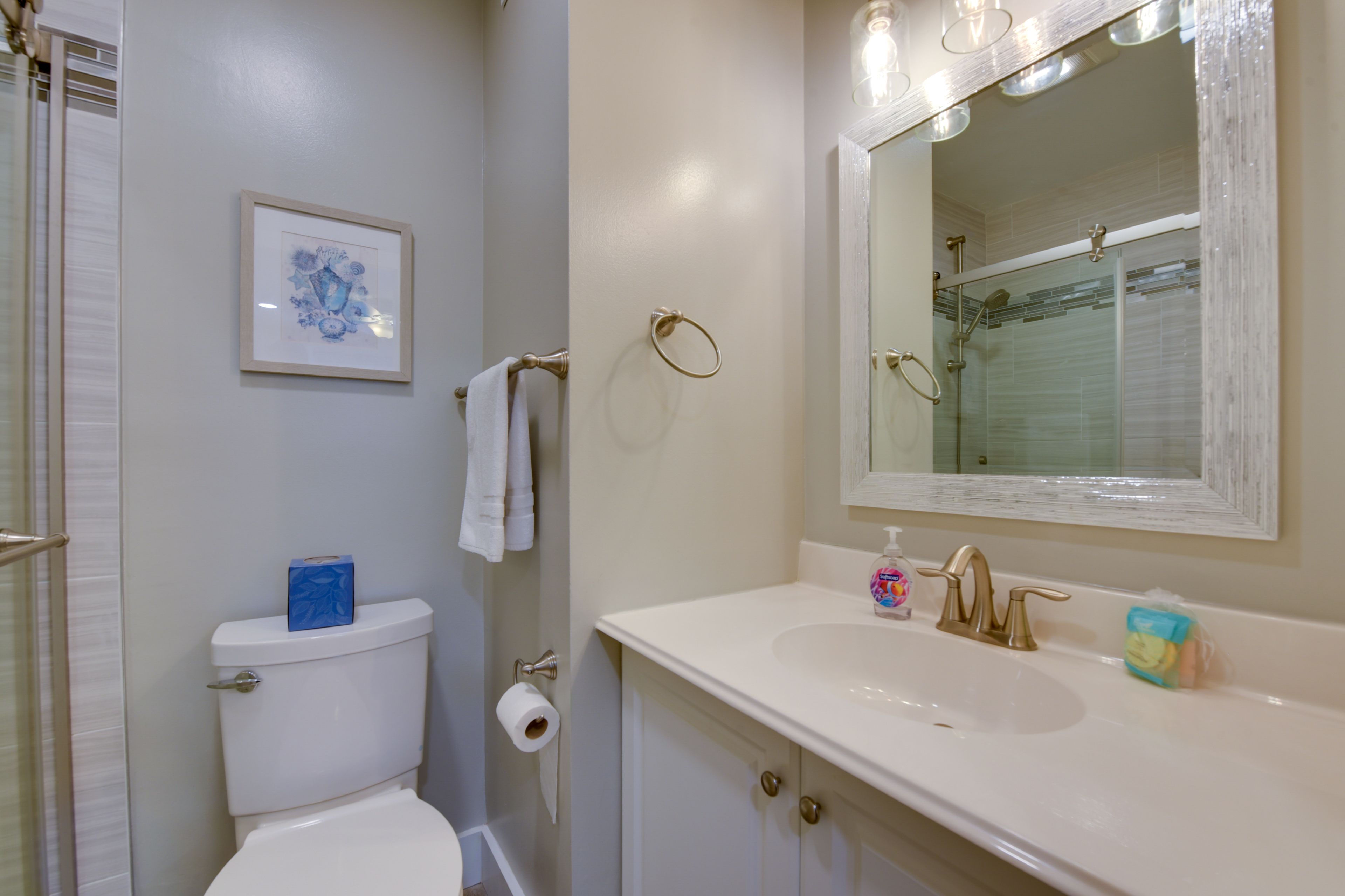 Full Bathroom