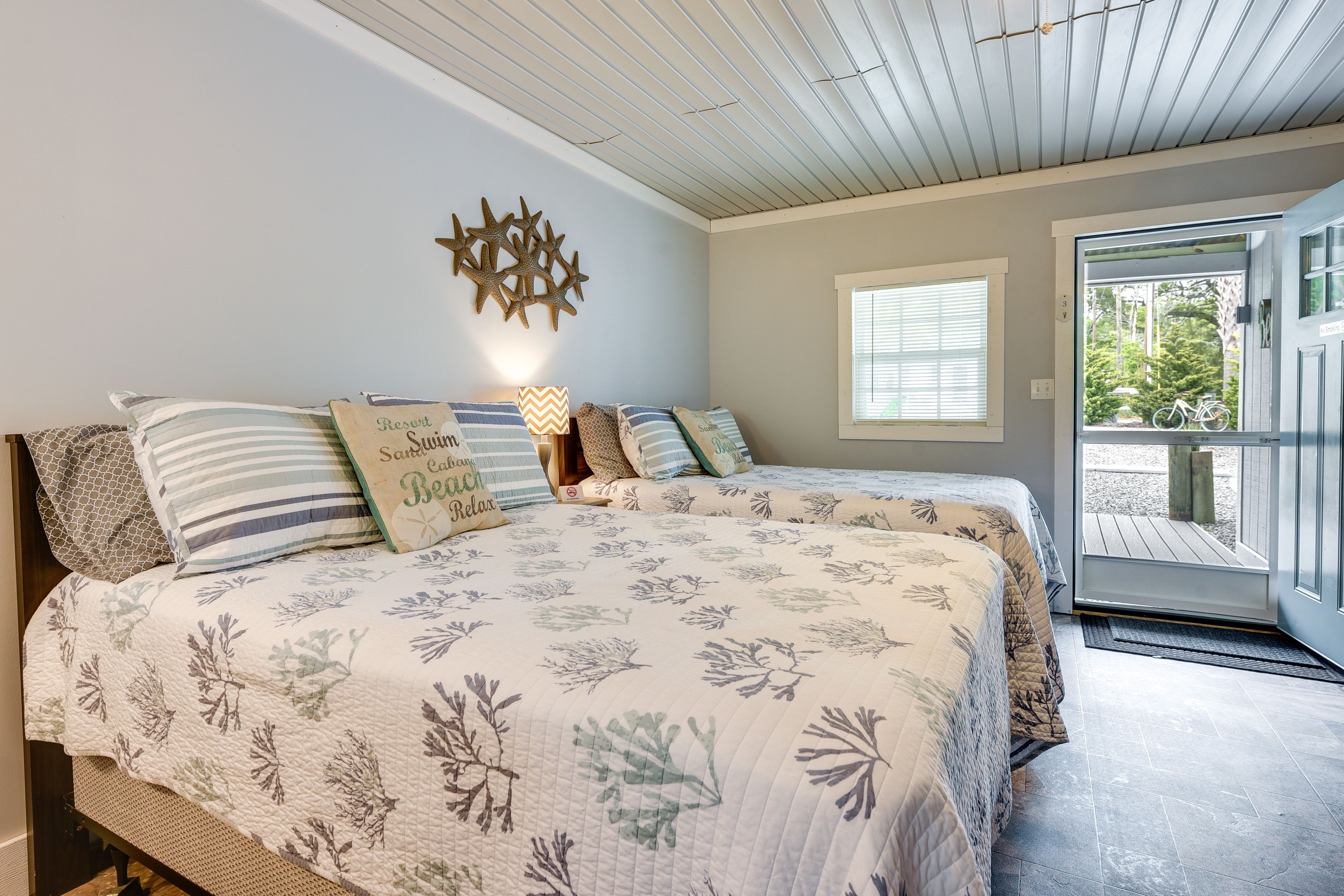 Studio | 2 Full Beds | Smart TV