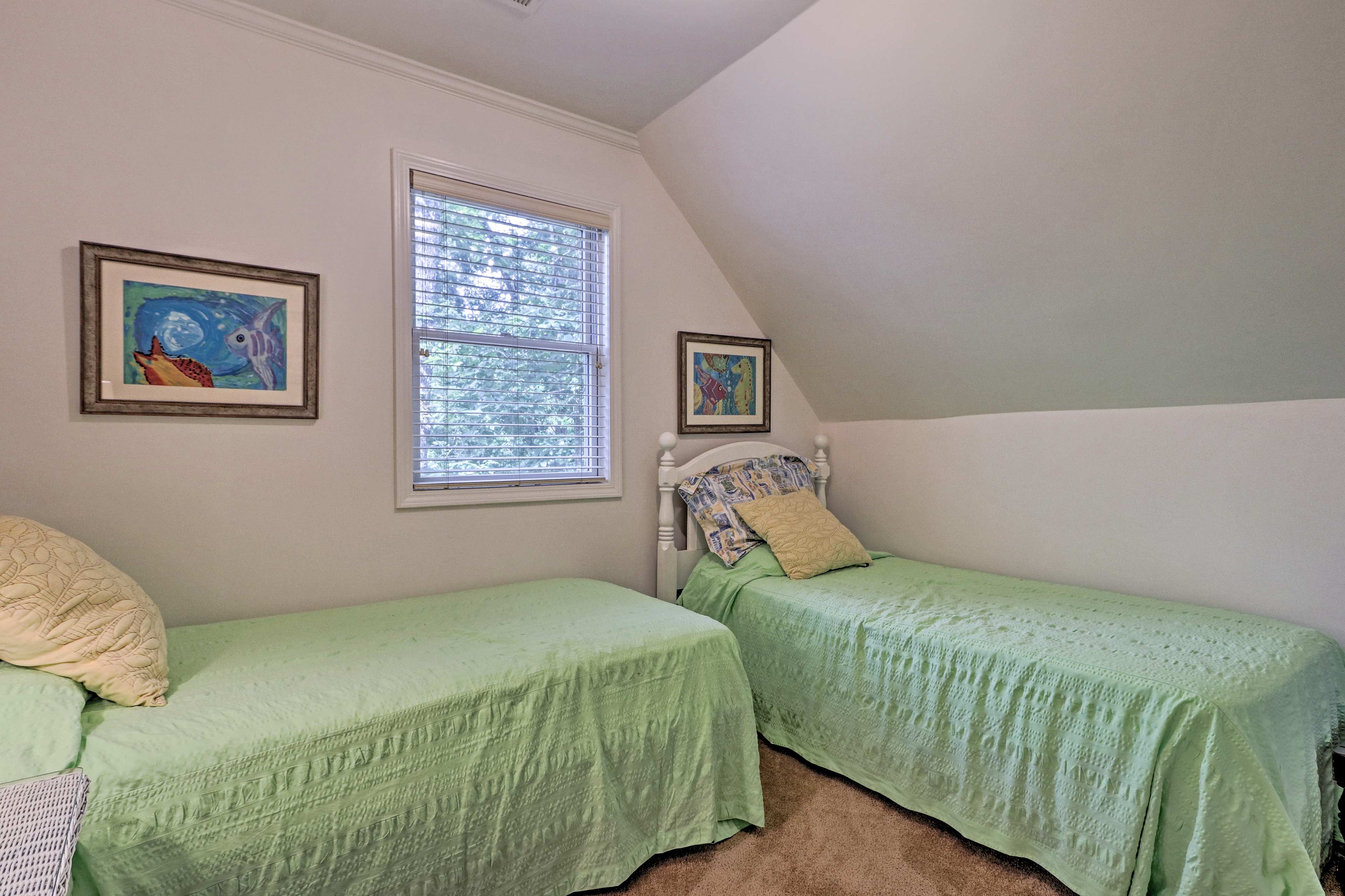 Bedroom 4 | 2 Twin Beds