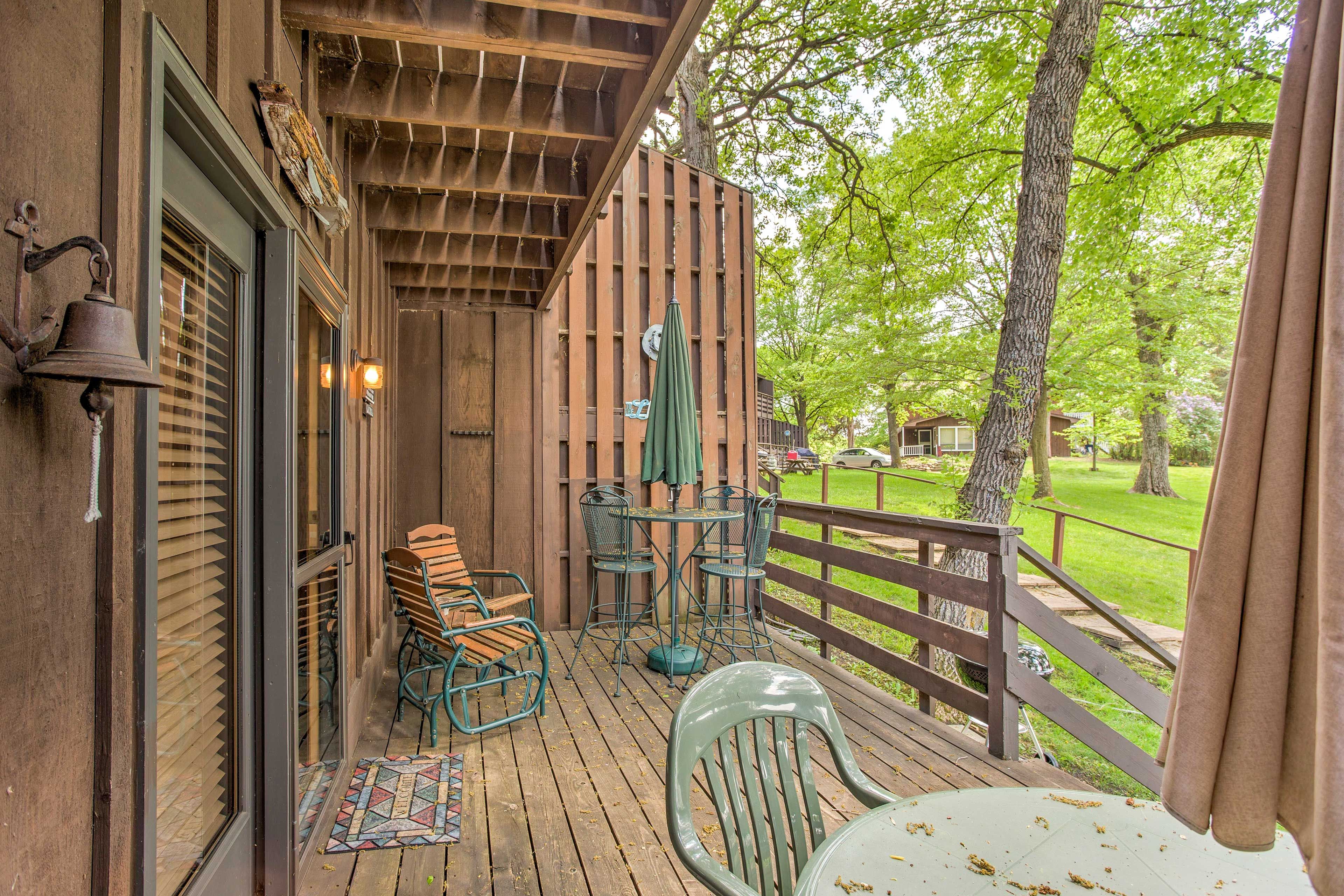 Private Deck | Outdoor Dining