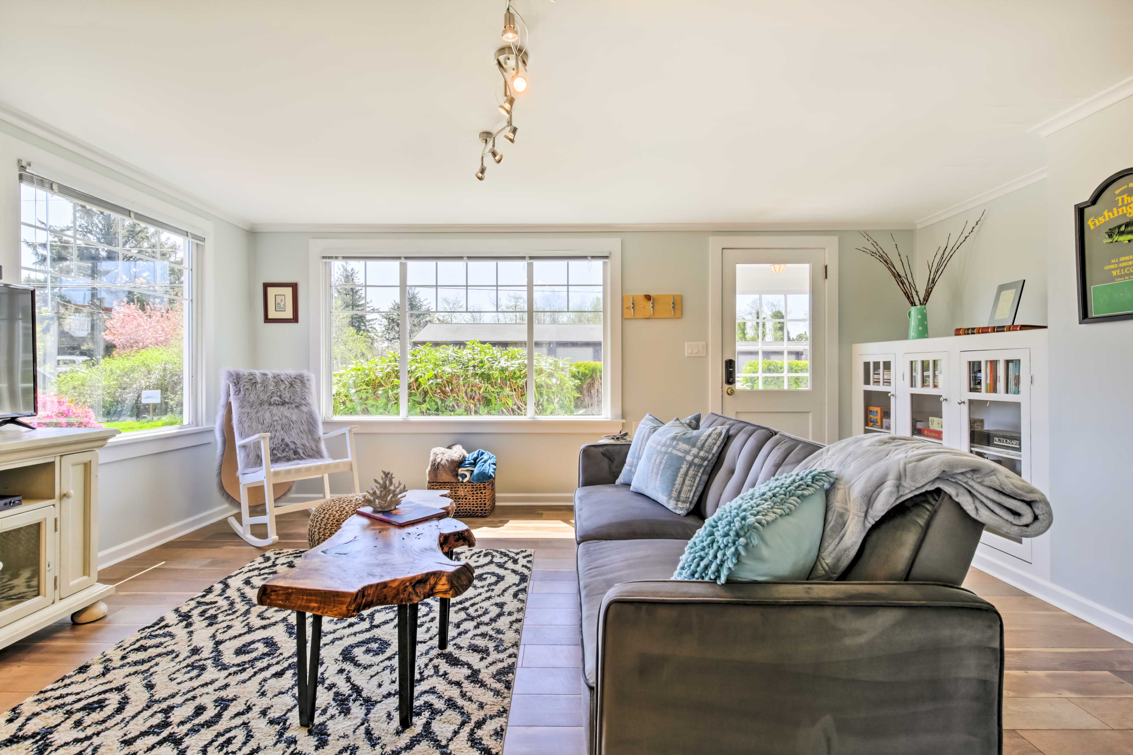 Netarts Vacation Rental | 2BR | 1BA | 944 Sq Ft | 2 Steps to Enter