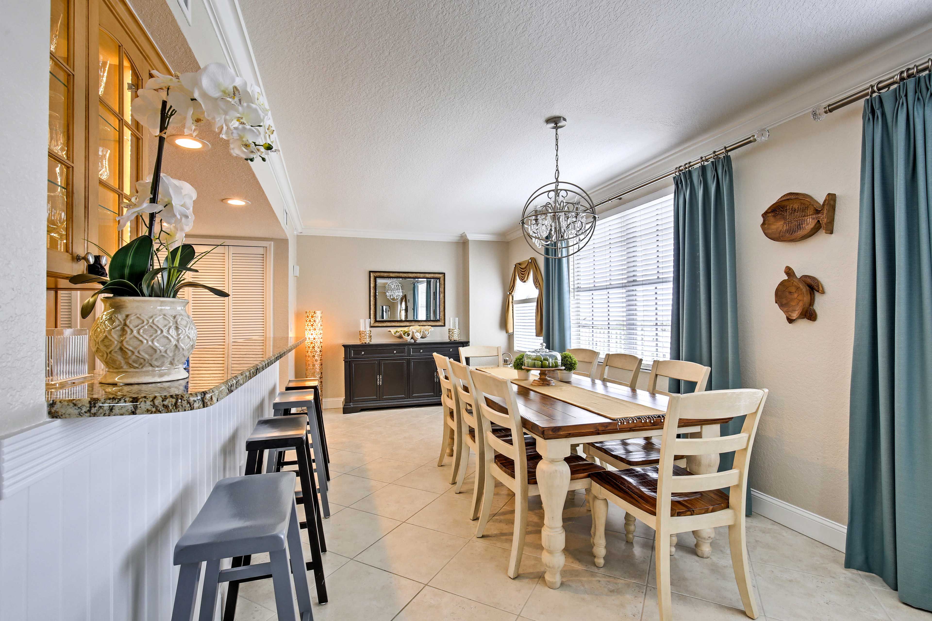 Dining Area | Dishware & Flatware