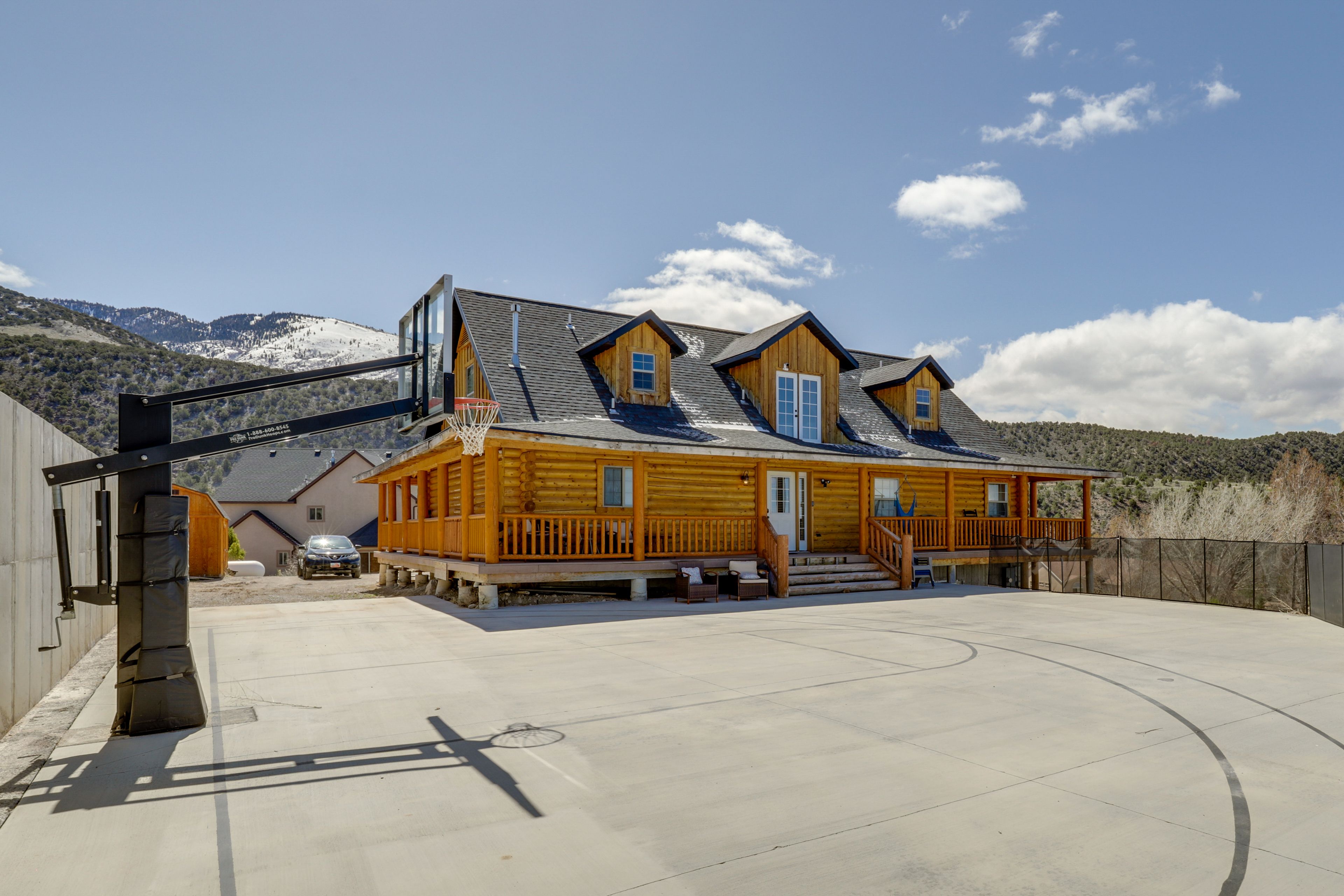 Sterling Vacation Rental | 6BR | 4.5BA | 5,000 Sq Ft | Steps Required