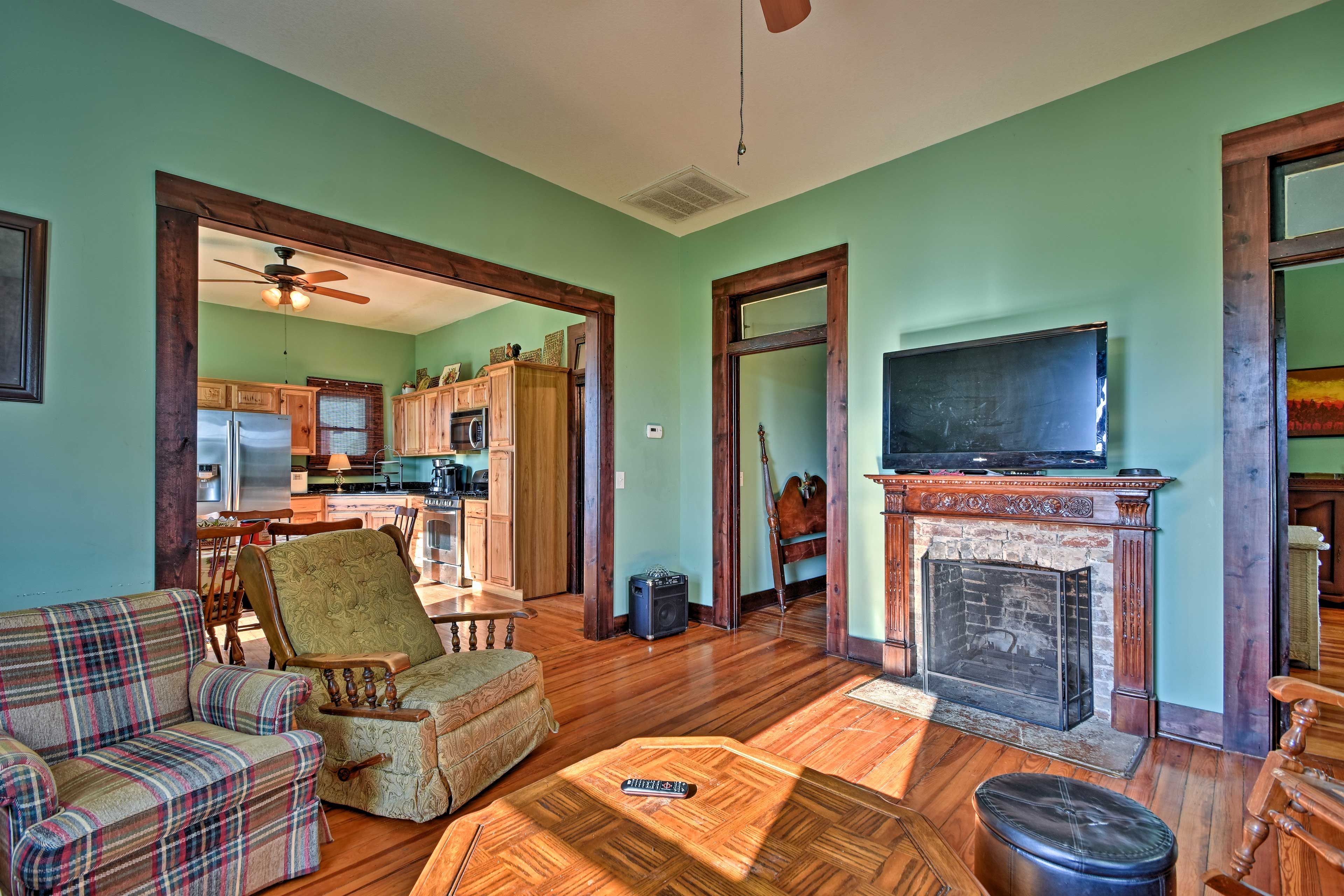 The living room offers a pullout bed for 2.