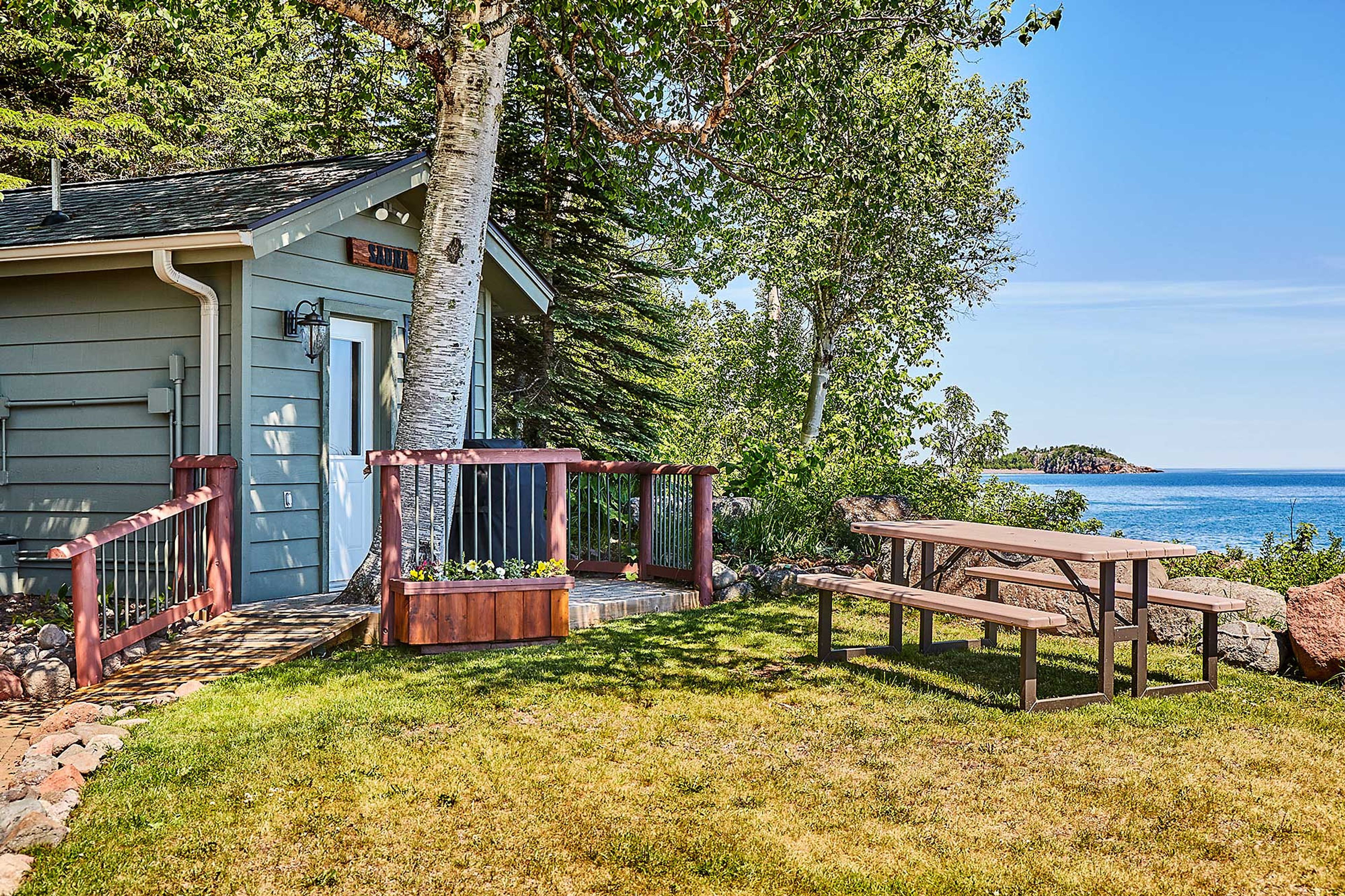 Shared Amenities | Sauna | Picnic Area