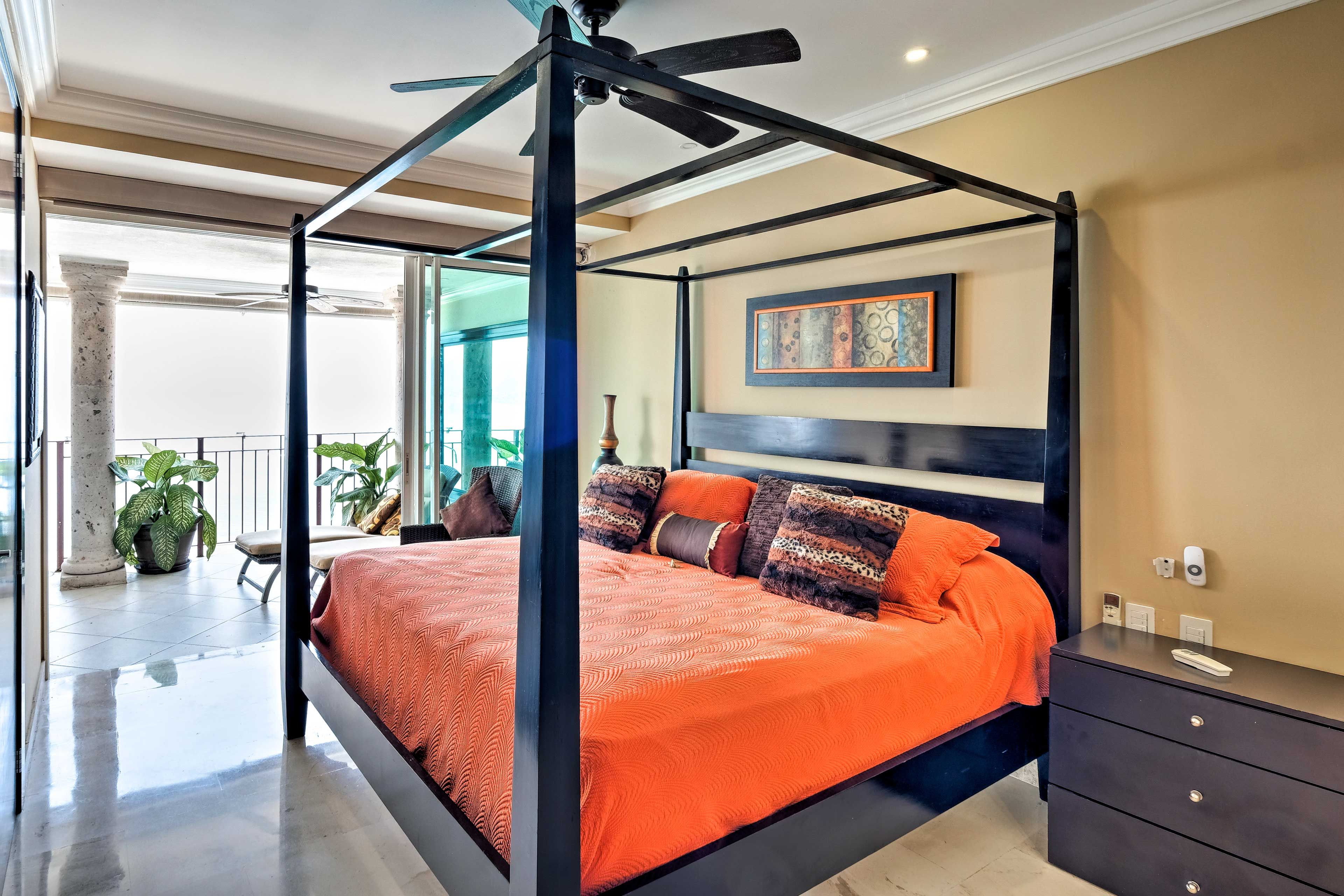 Bedroom 3 | King Bed | Linens Provided