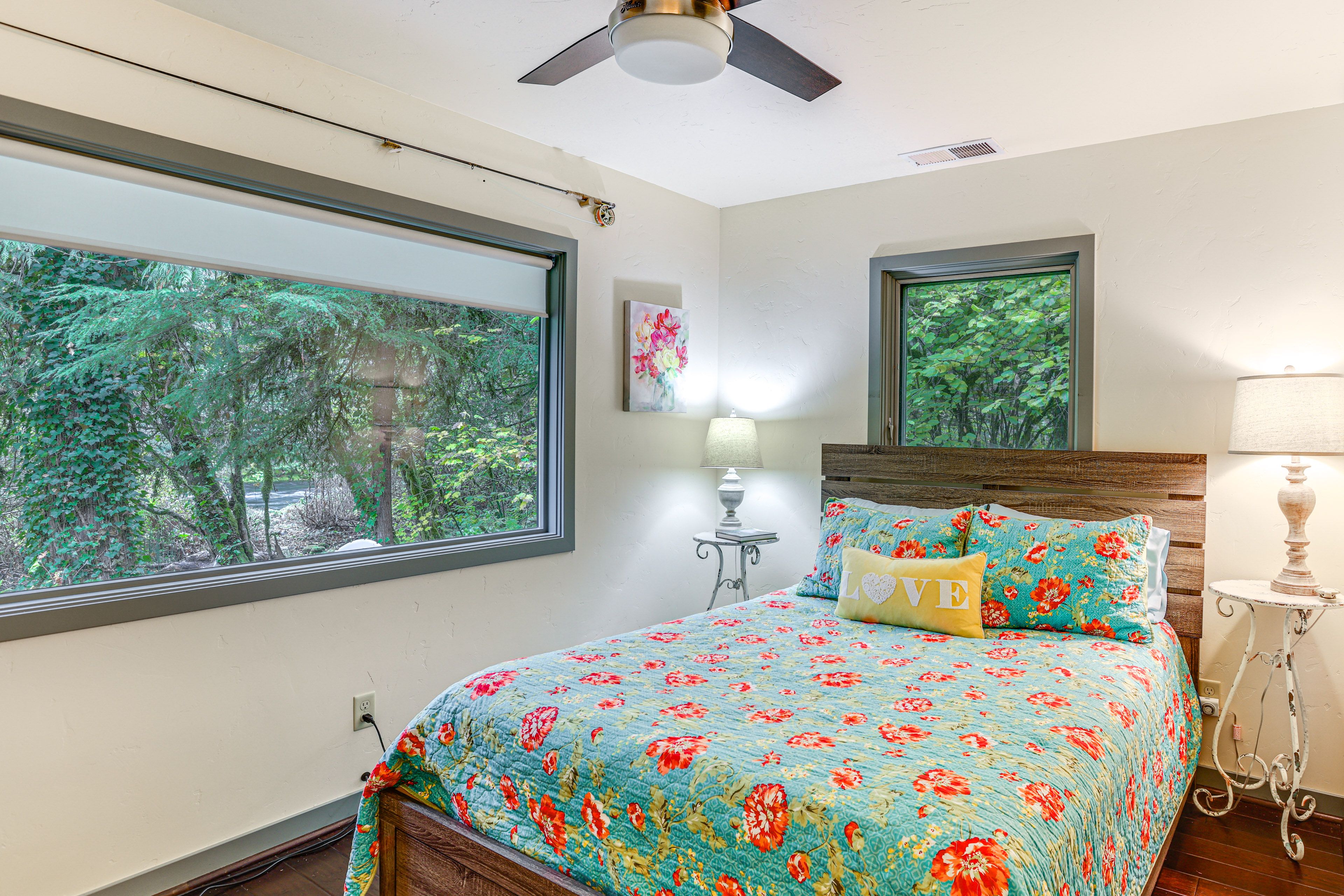 Bedroom 2 | Queen Bed | Linens Provided
