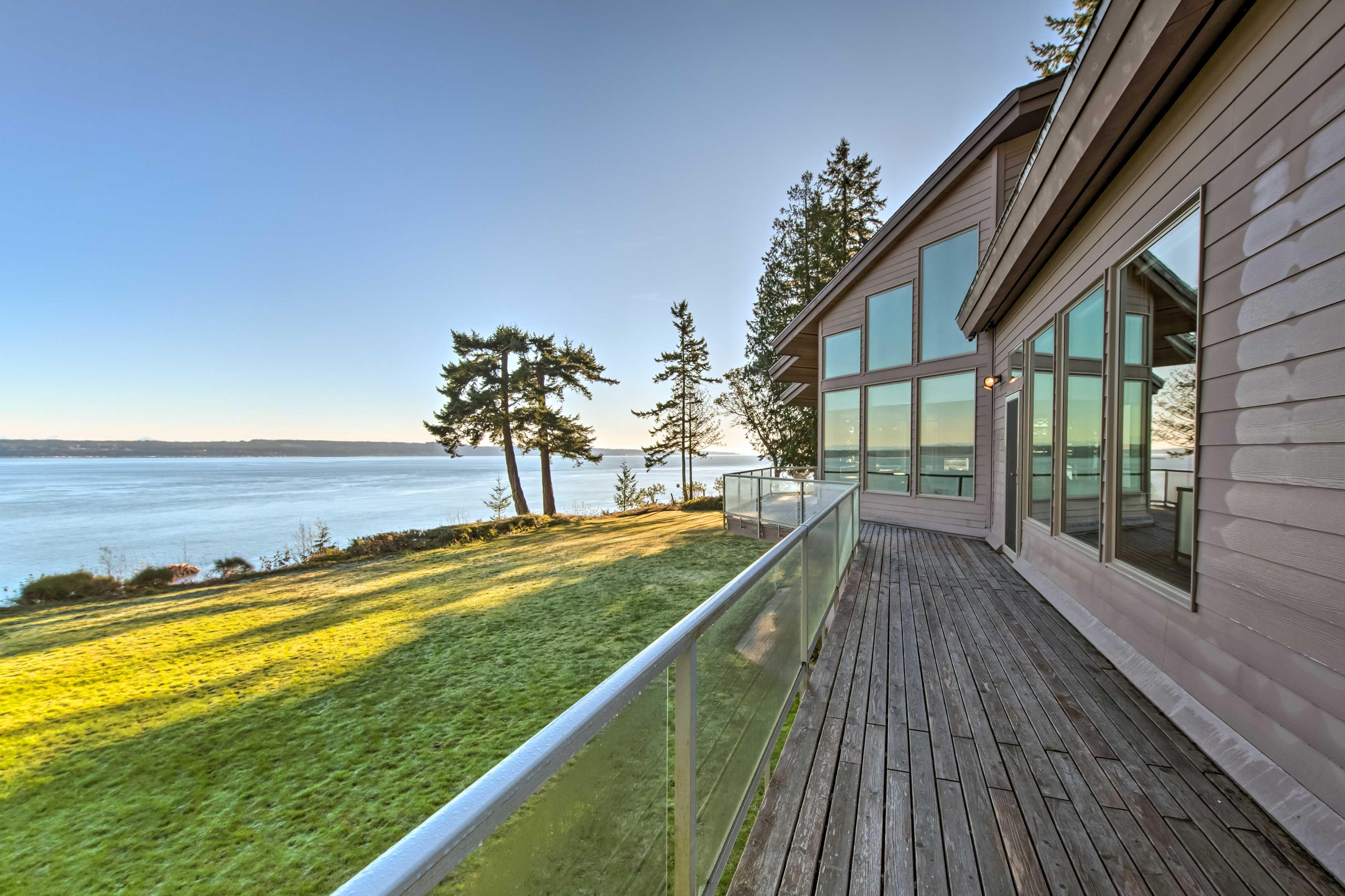 Private Deck