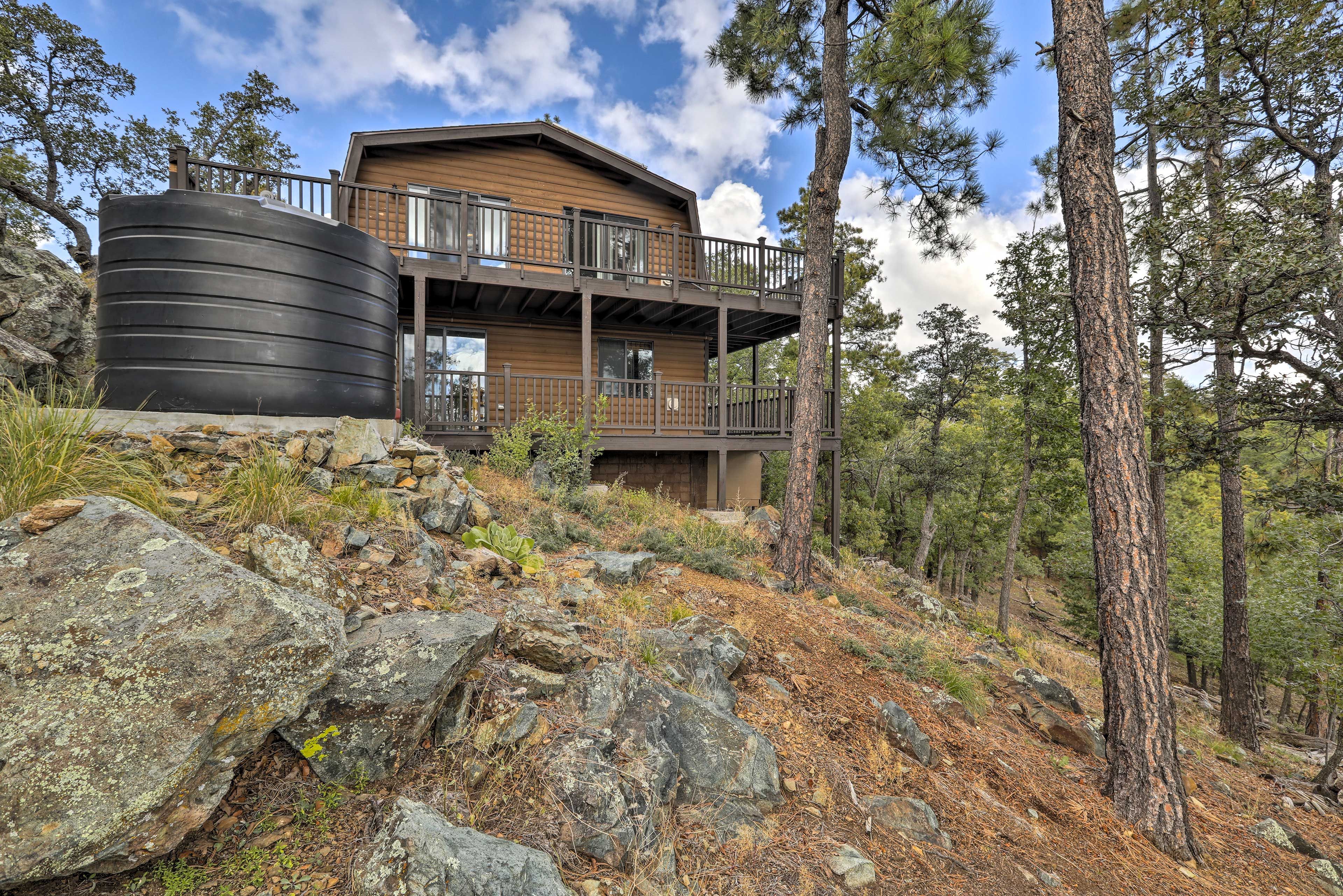 This home is 100% fueled through solar energy!
