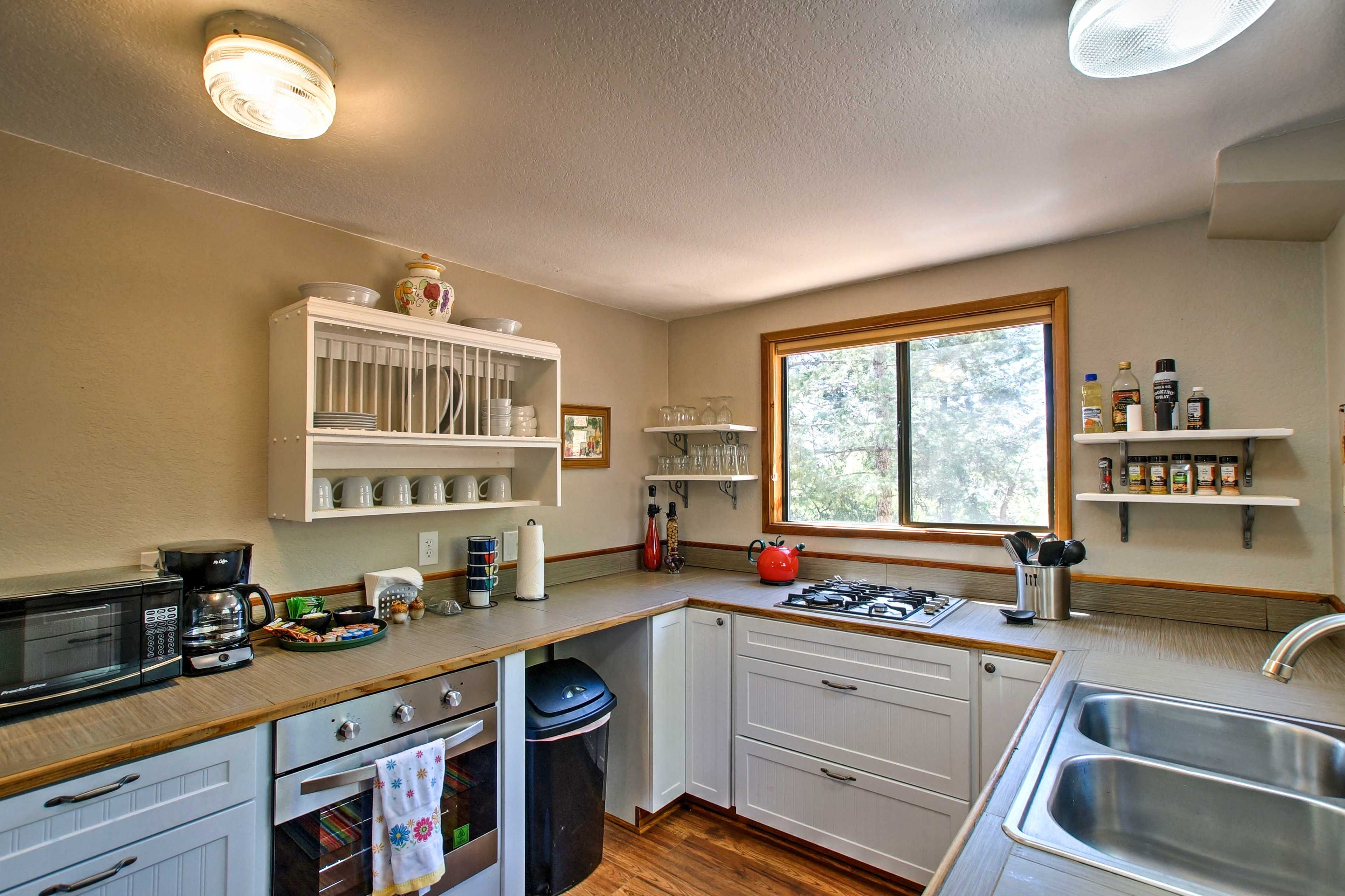 Replenish your famished group with a home-cooked meal.