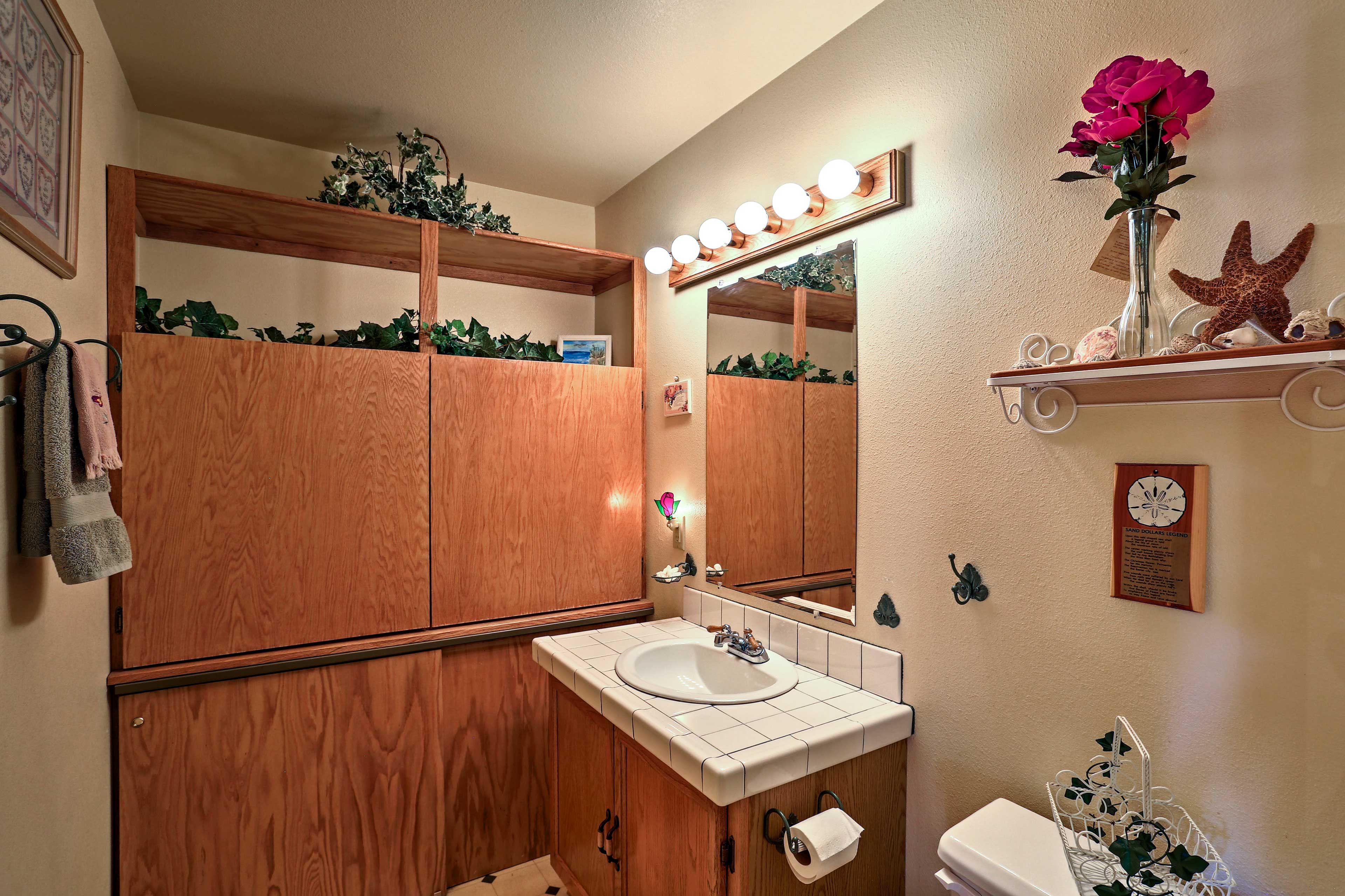 Freshen up after a day by the sea.