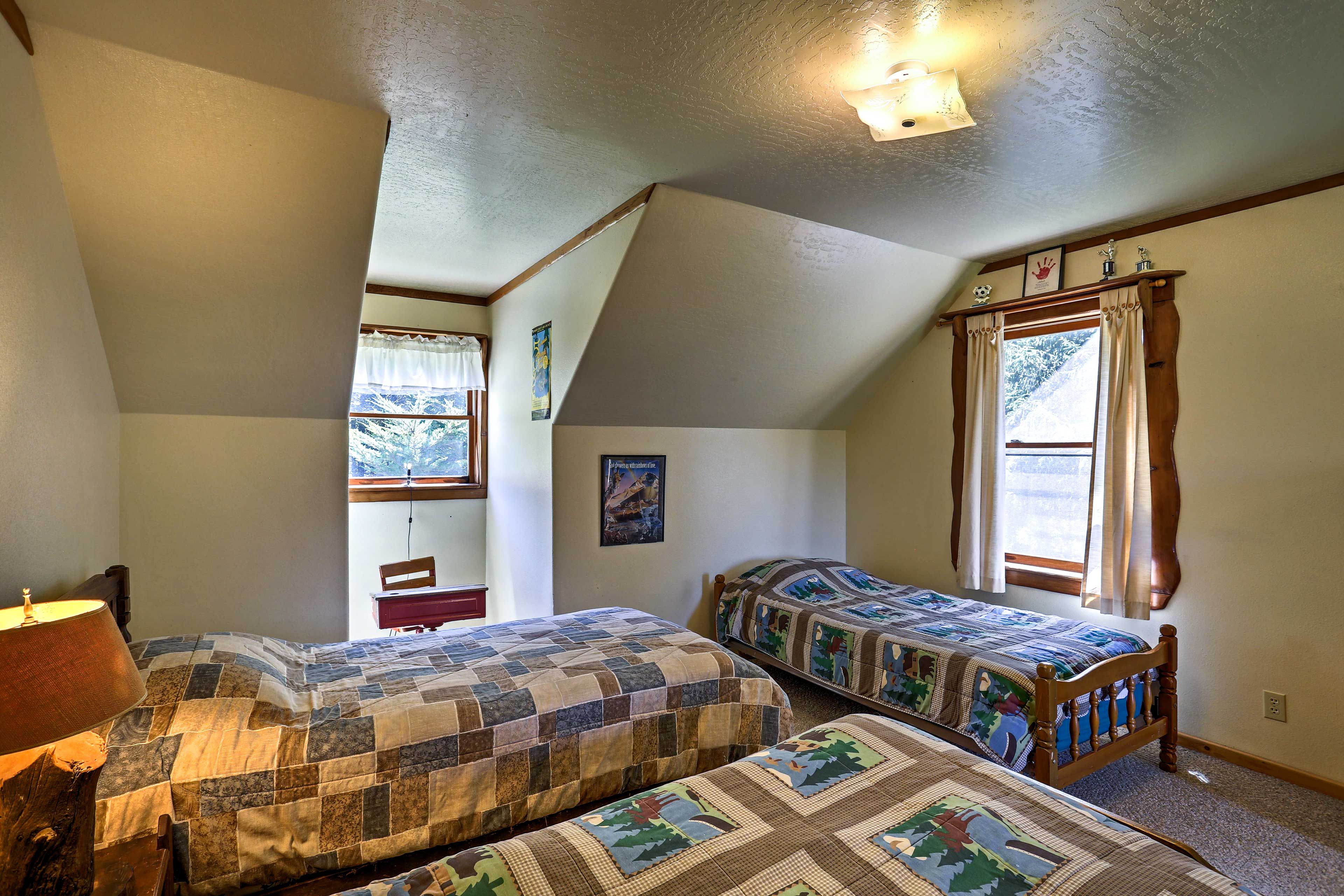 The fourth bedroom is ideal for a slumber party!