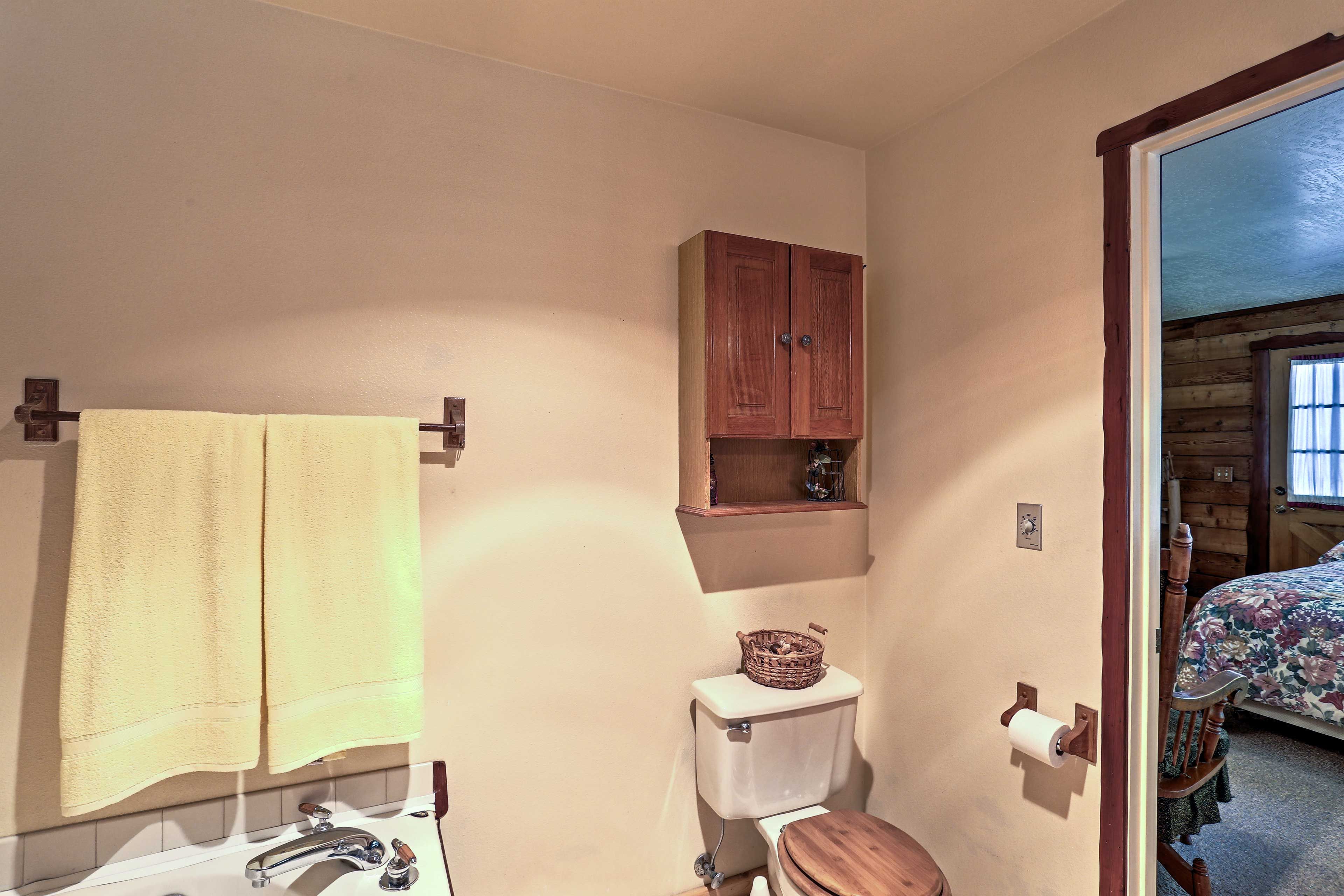 Clean towels are kindly provided.