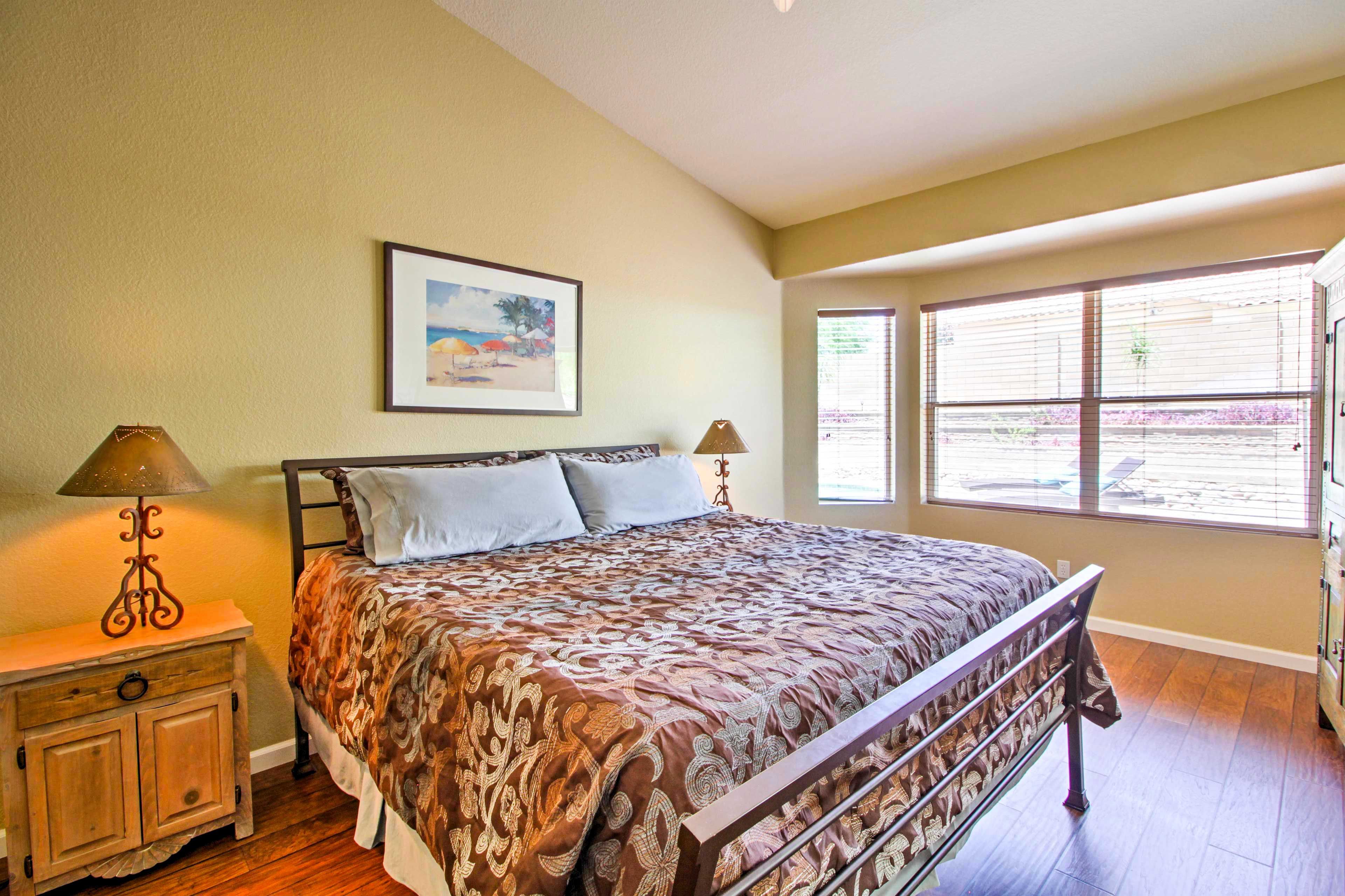 Bedroom 1 | King Bed | Linens Provided