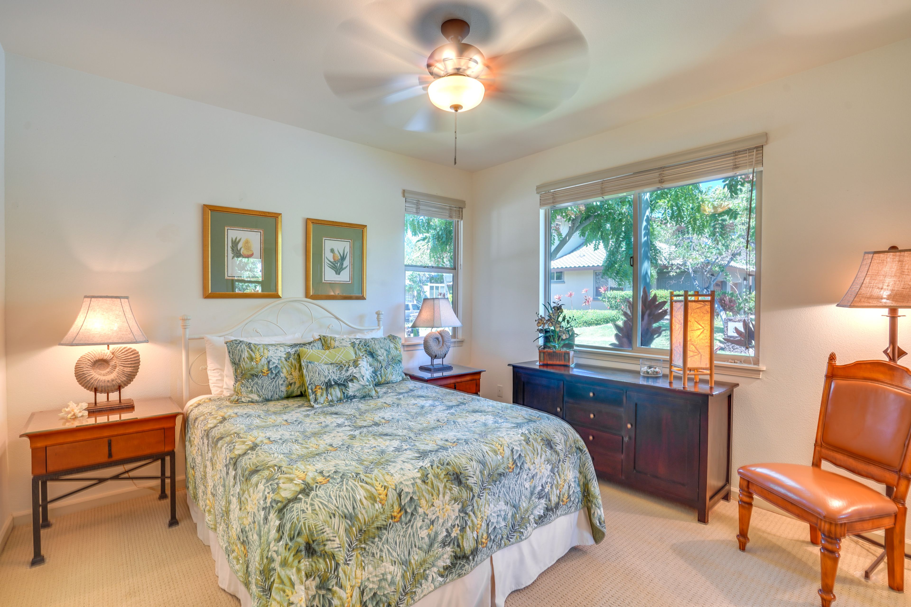 Bedroom 2 | Queen Bed