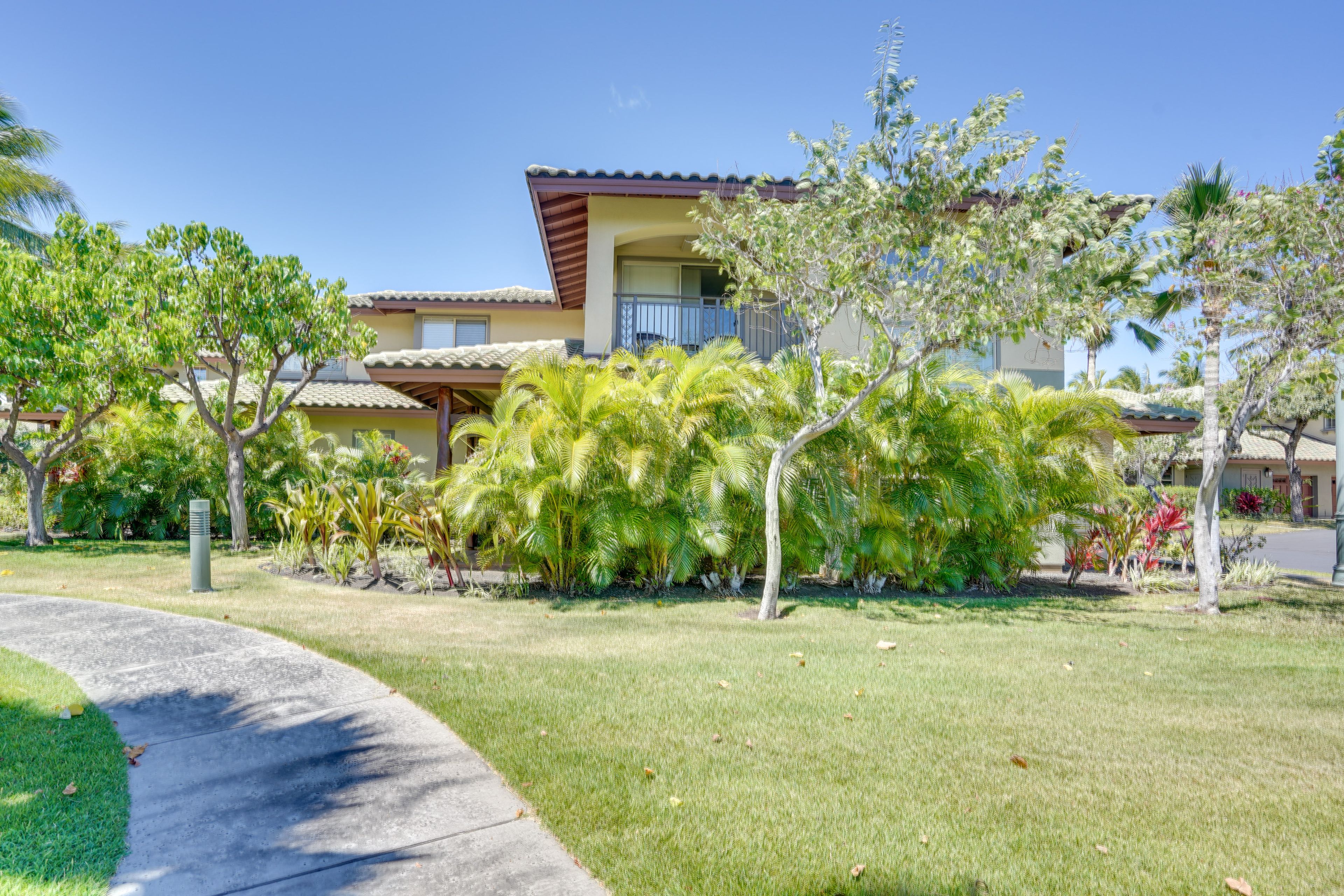 Property | Parking | Open Lot (First-Come, First-Served)