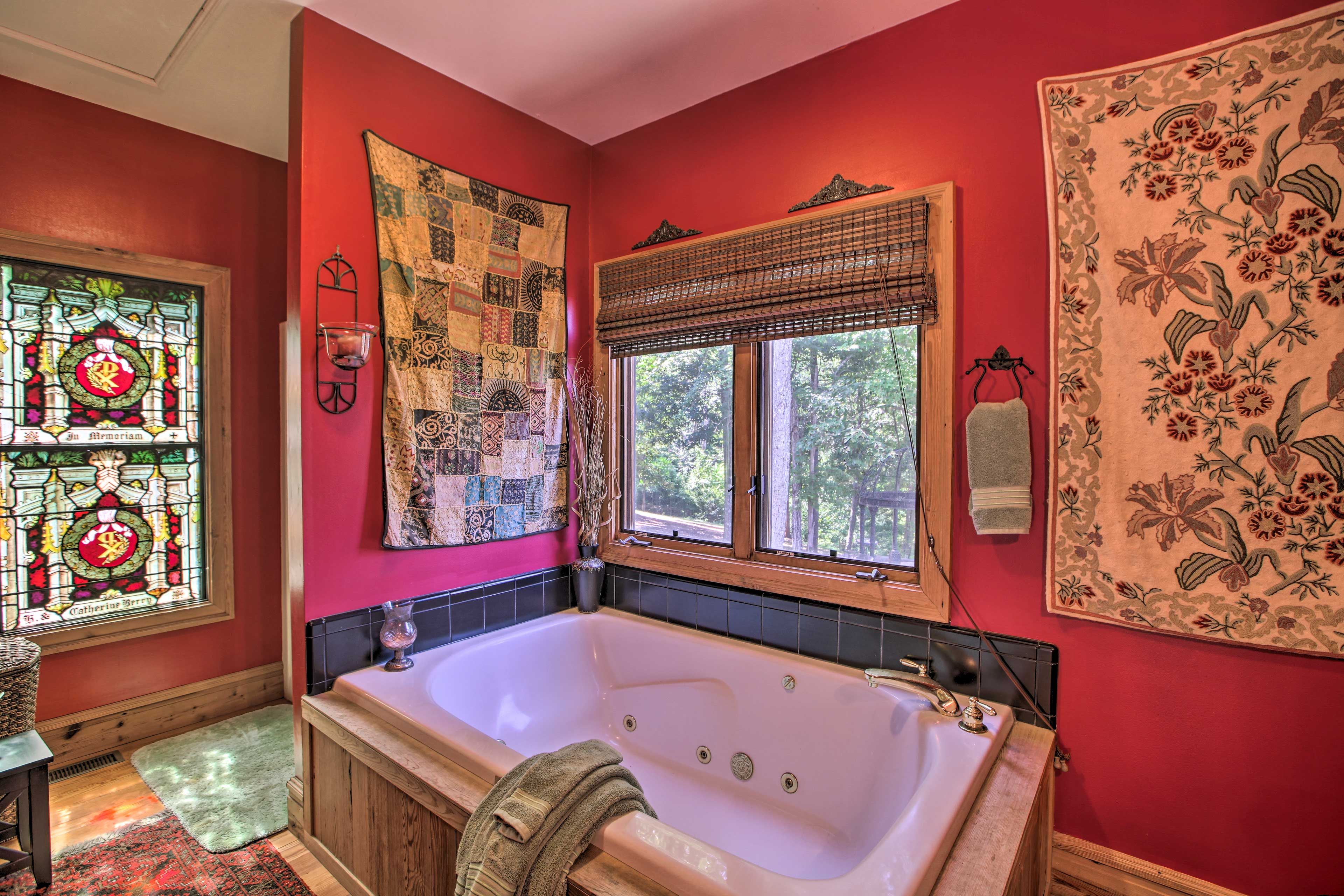 En-Suite Bathroom