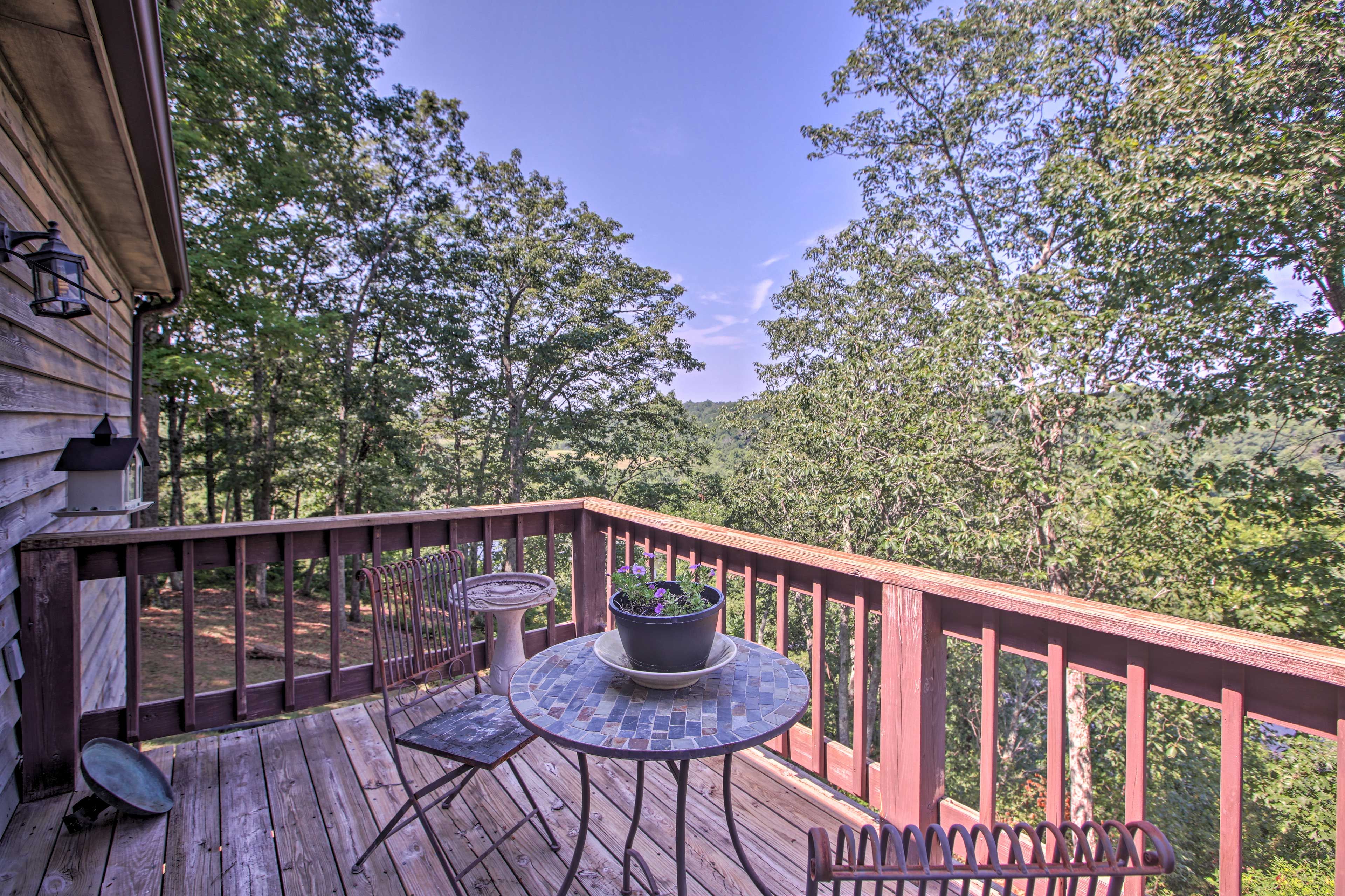 Private Deck