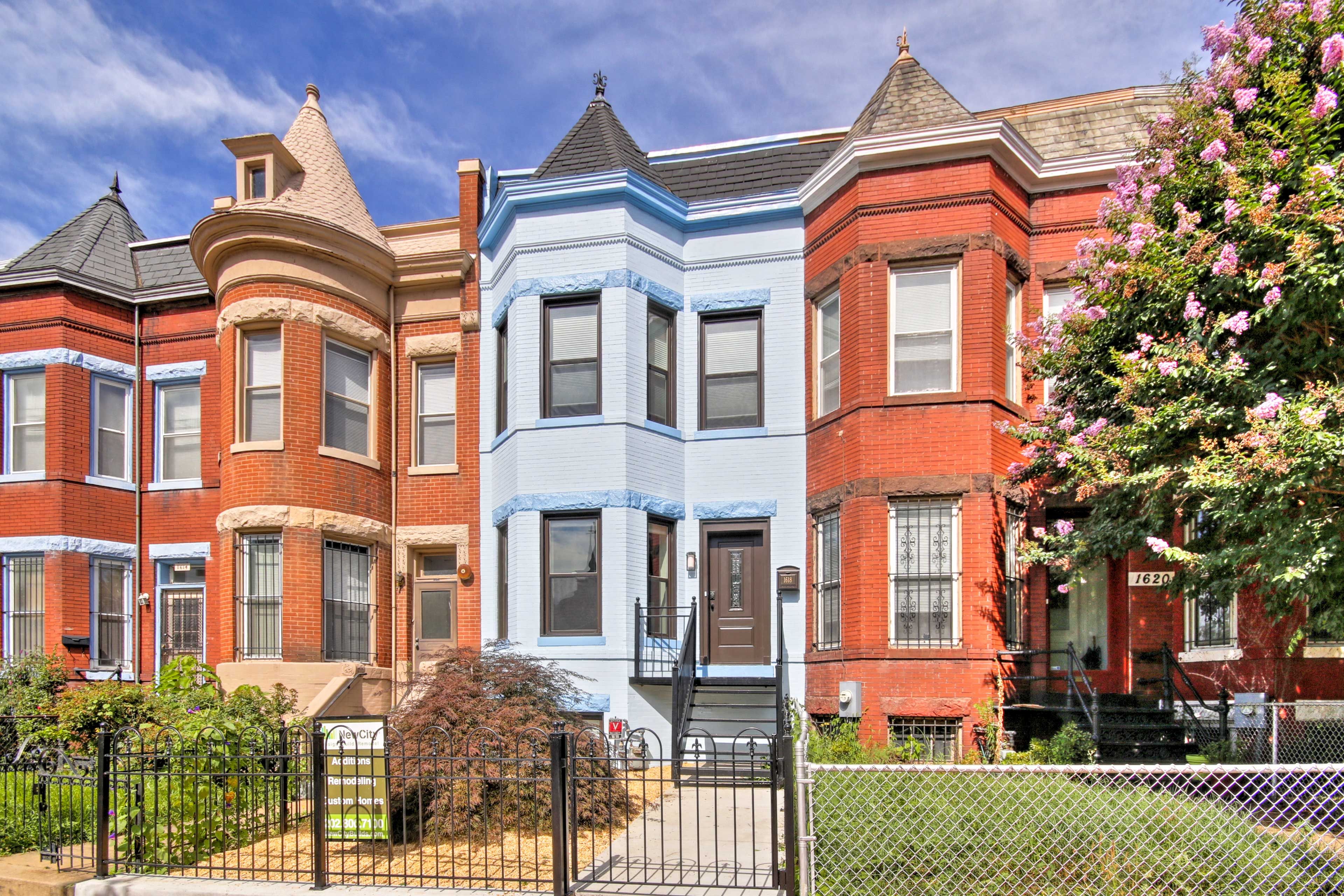 Exterior | Street Parking (First-Come, First-Served)