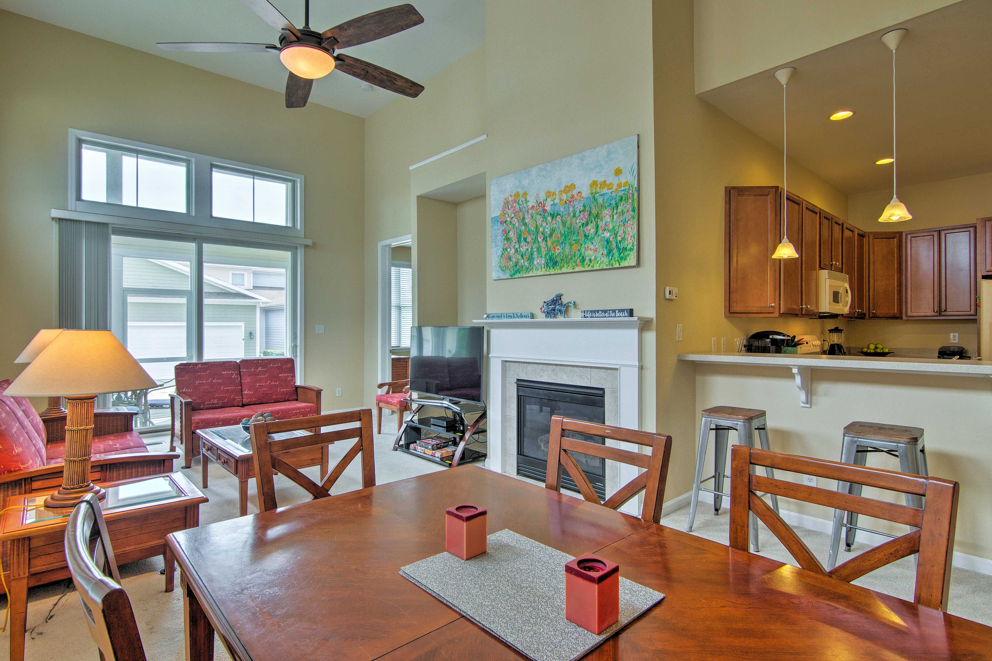Dining Area | Fully Equipped Kitchen | Cooking Basics