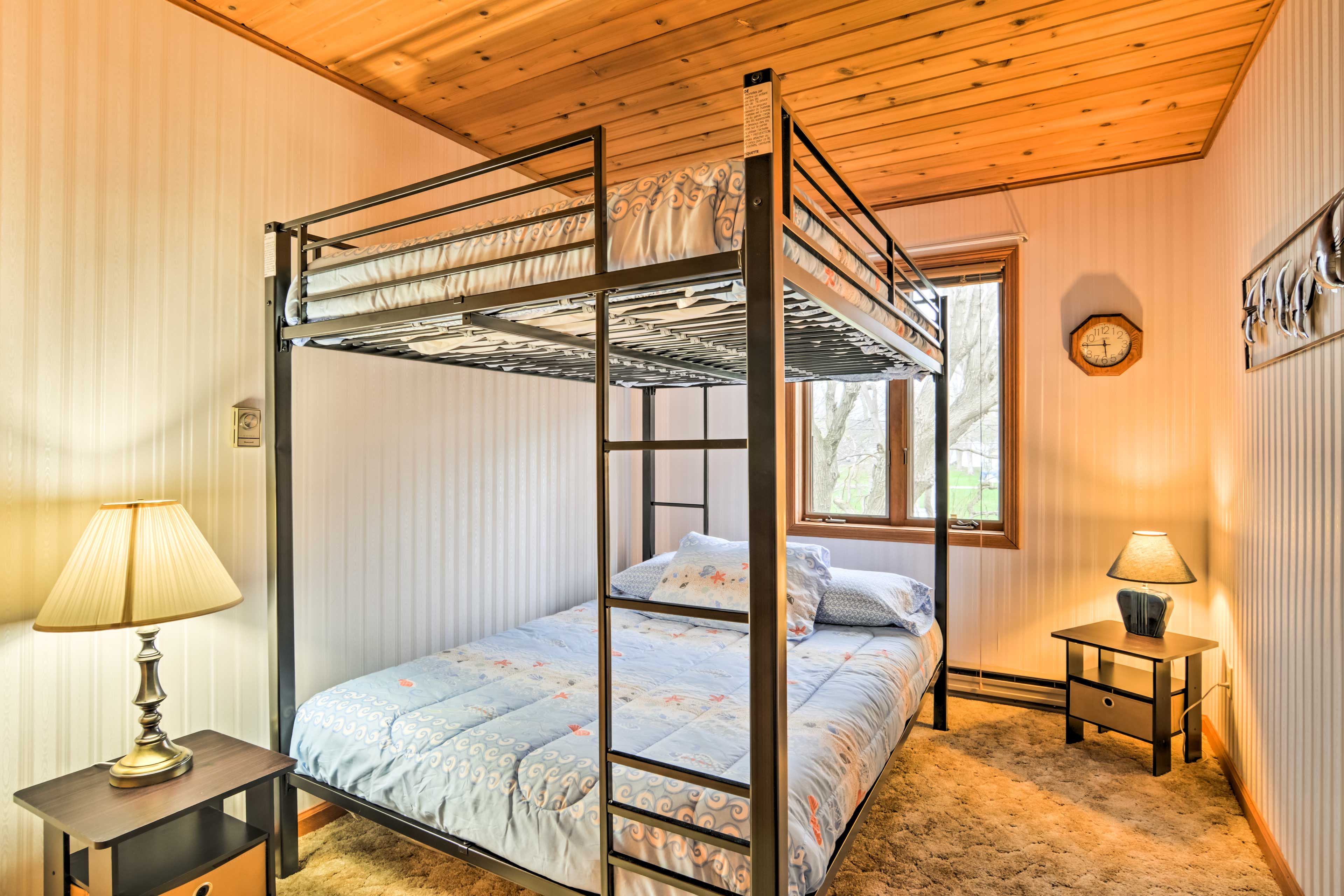 Bedroom 2 | 2nd Floor | Full Bunk Bed