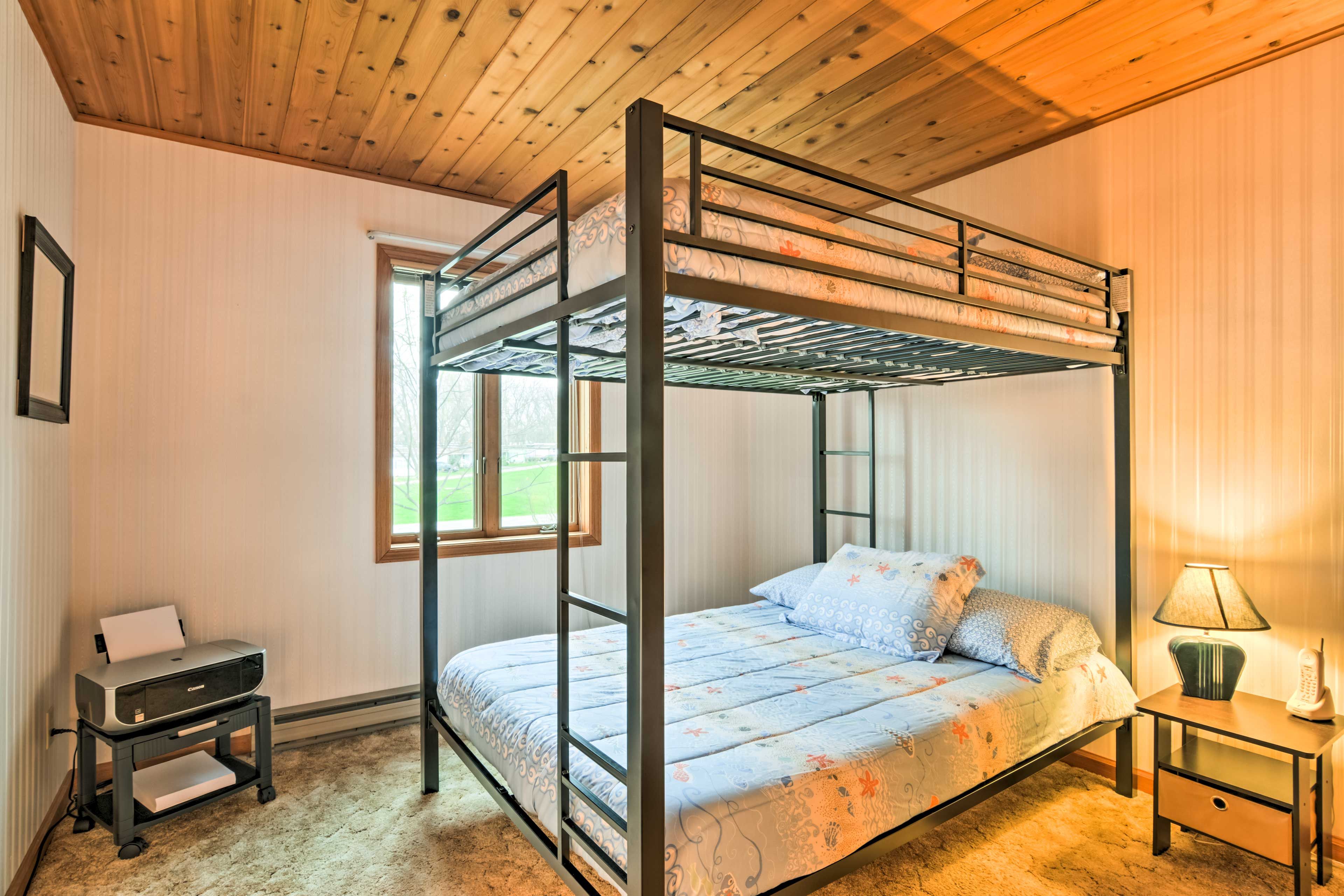 Bedroom 3 | 2nd Floor | Full Bunk Bed