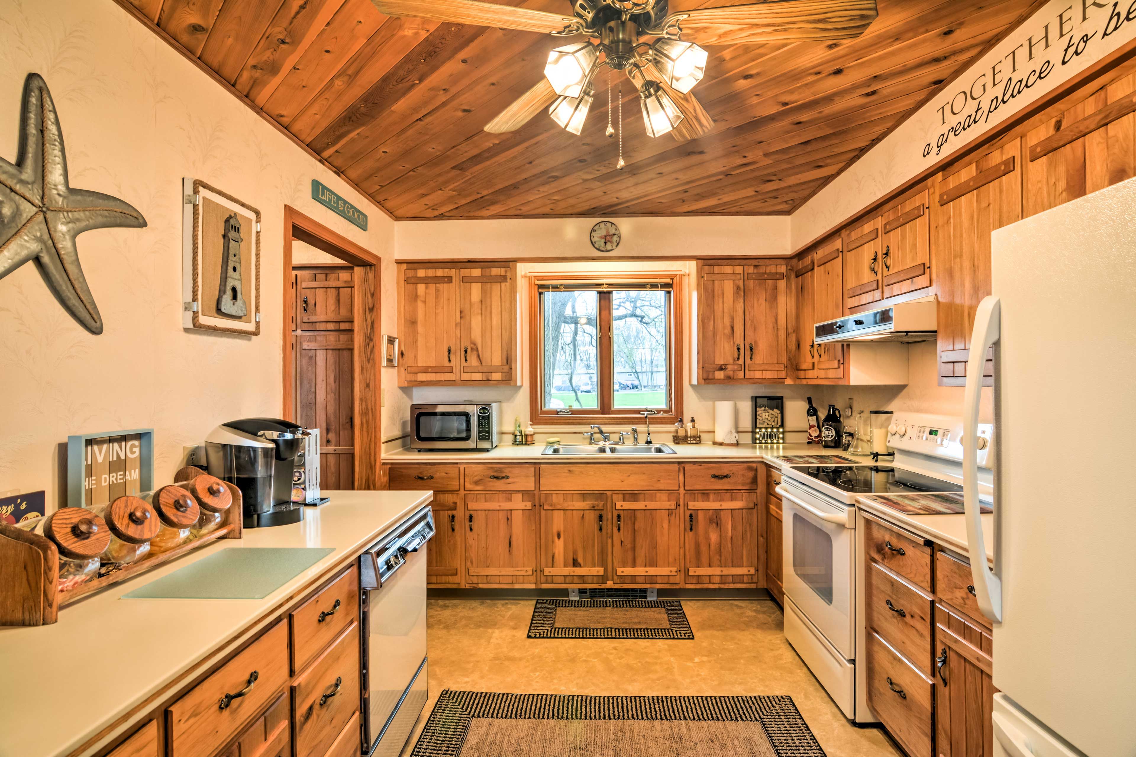 Kitchen | 1st Floor | Cooking Basics | Pod Coffee Maker | Toaster | Microwave