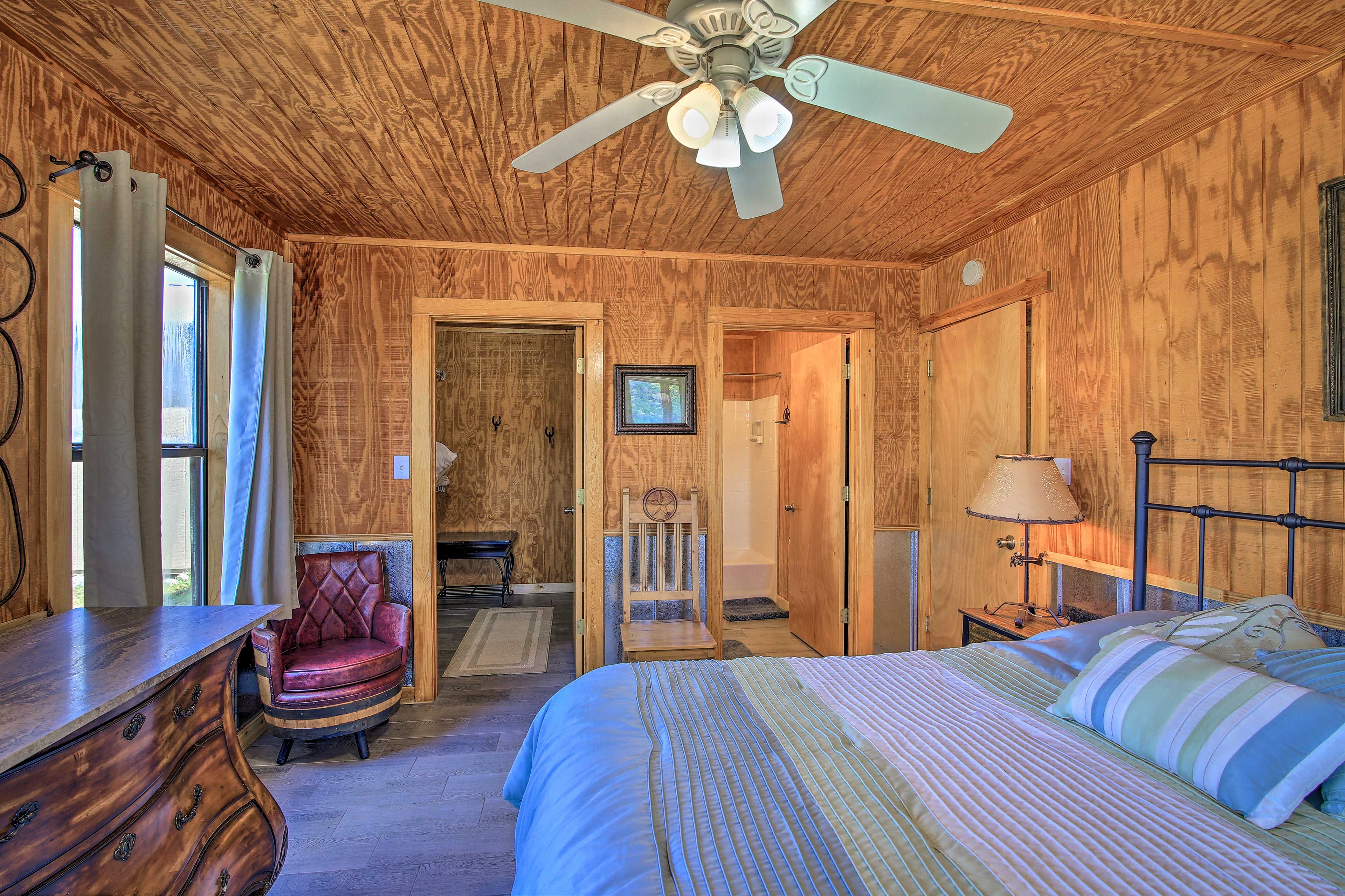 Bedroom 1 | En-Suite Bathroom