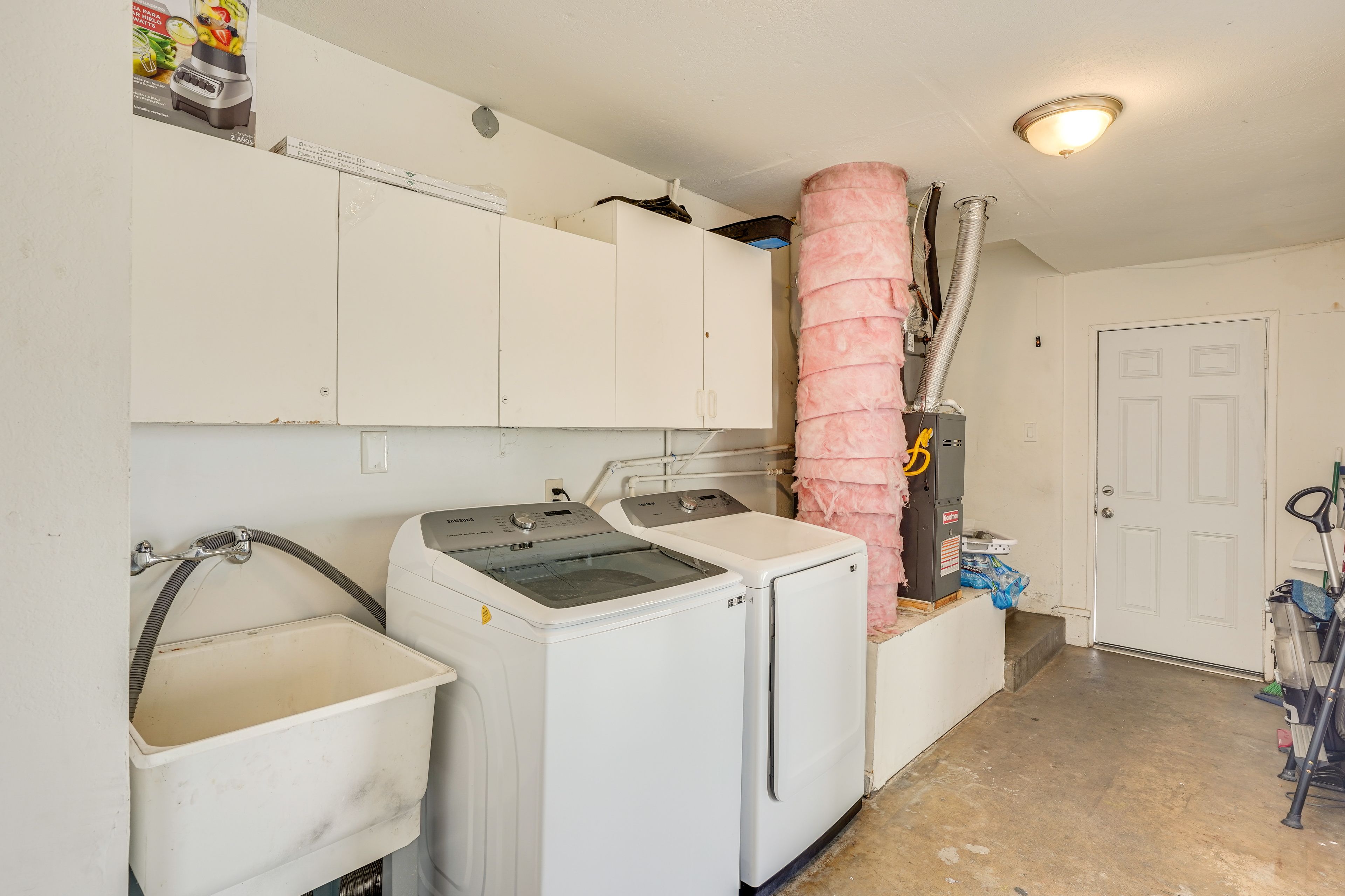 Washer & Dryer