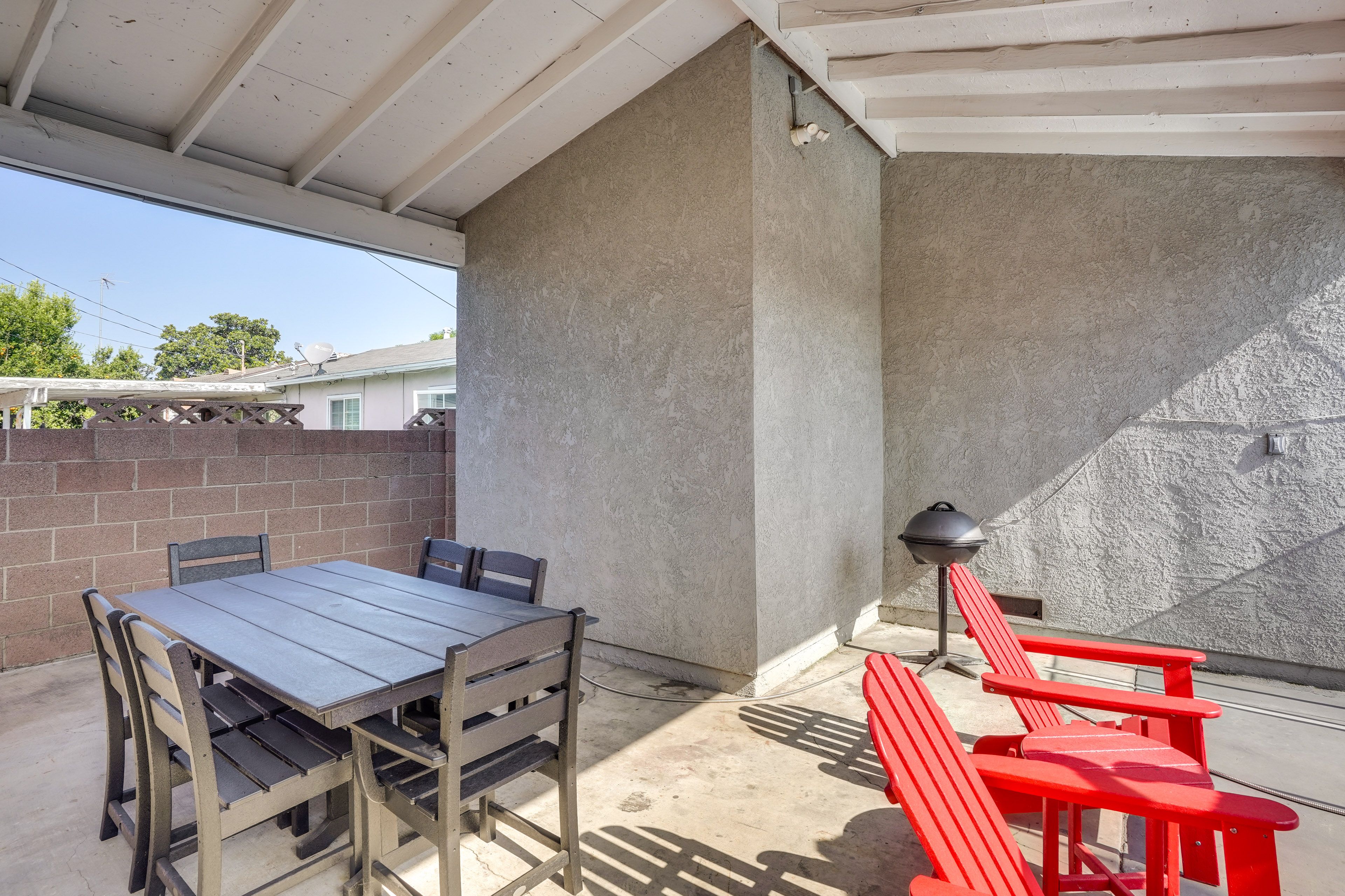 Covered Patio | Outdoor Dining