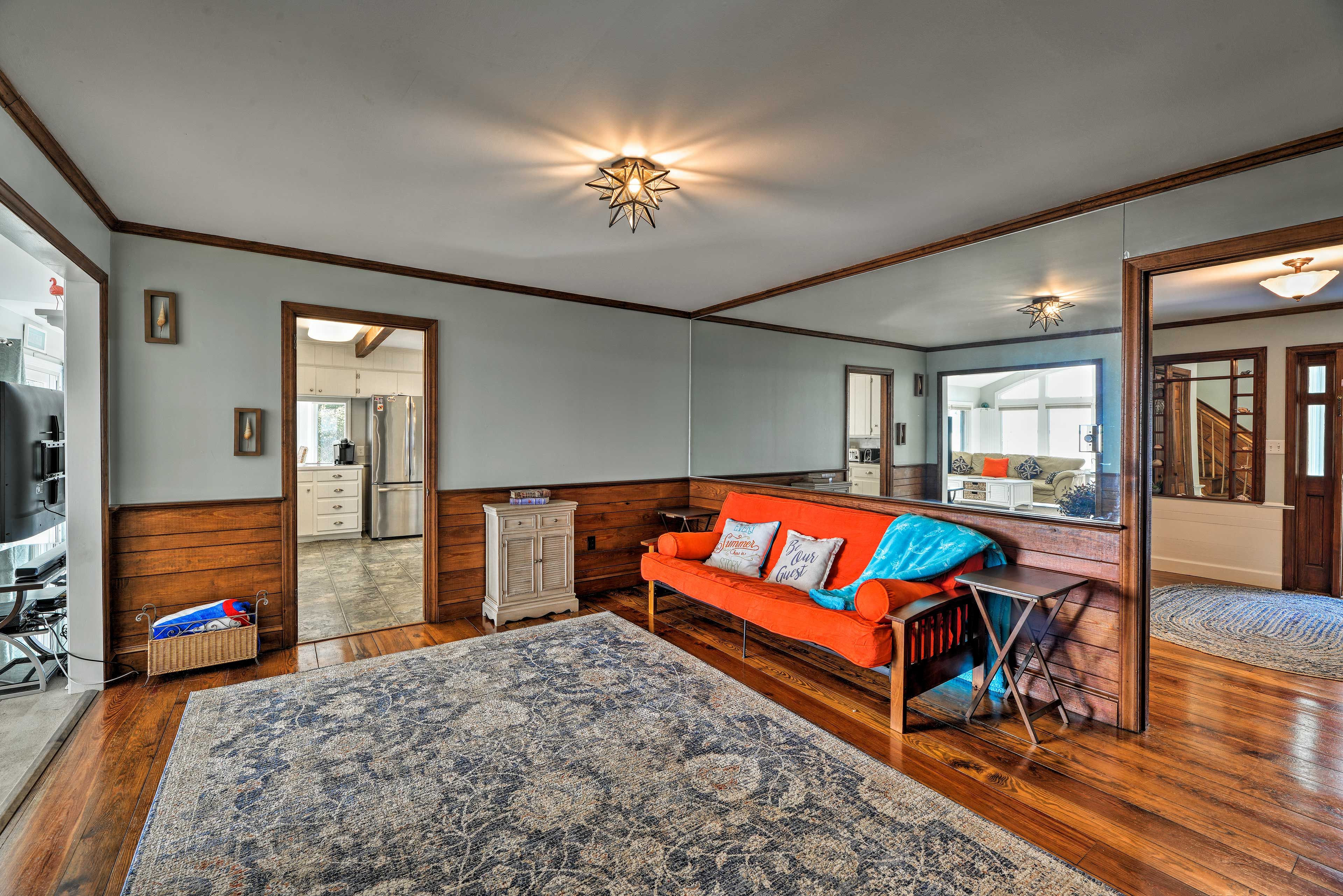 Lounge Room