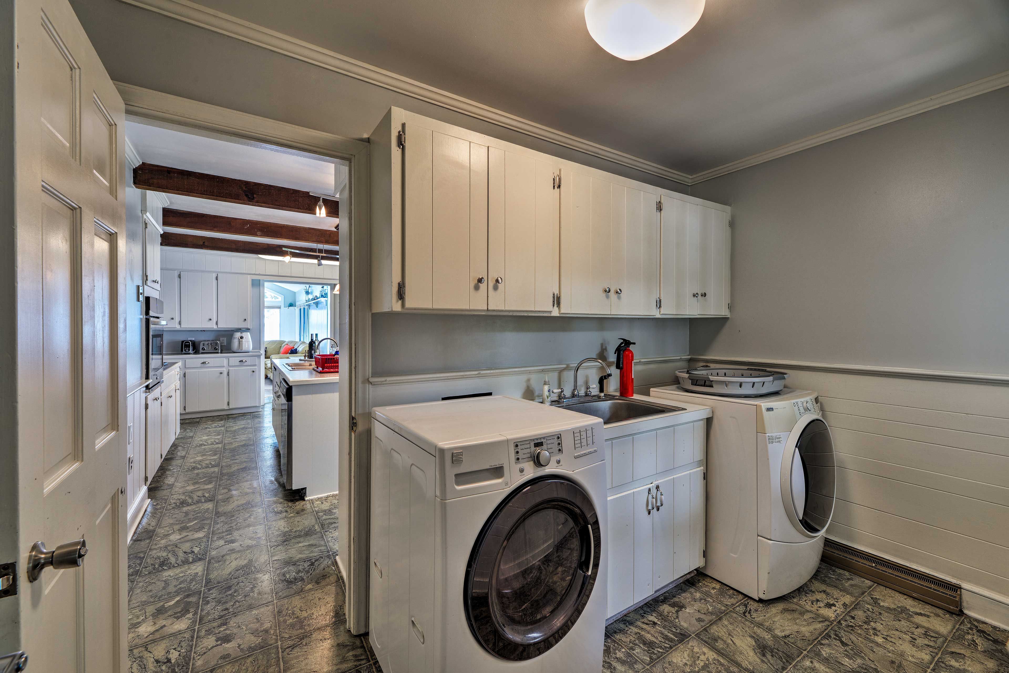 In-Unit Laundry | Washer & Dryer
