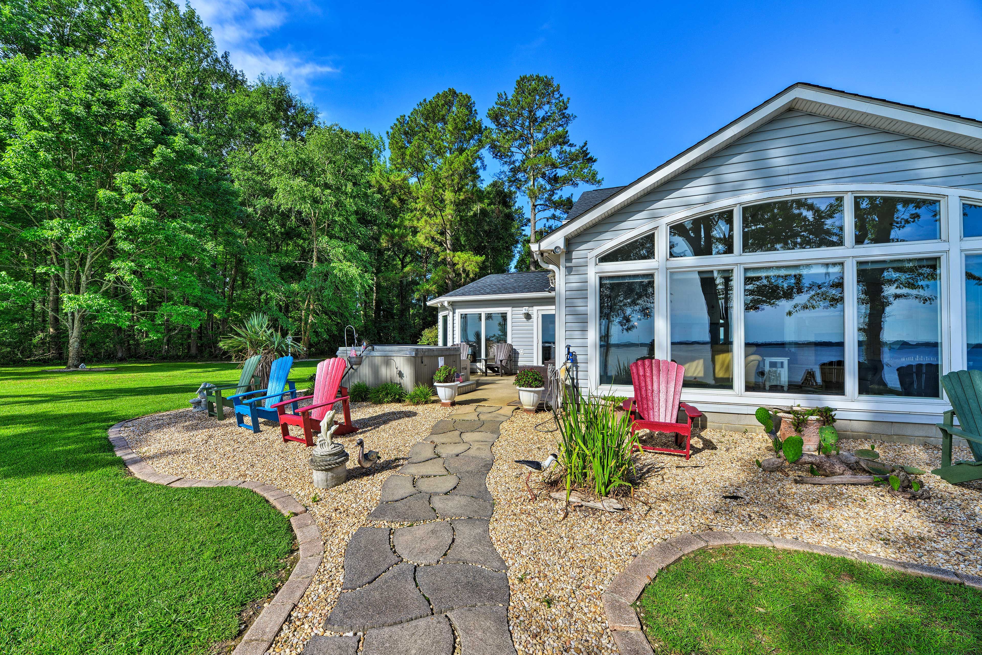 Backyard | Hot Tub