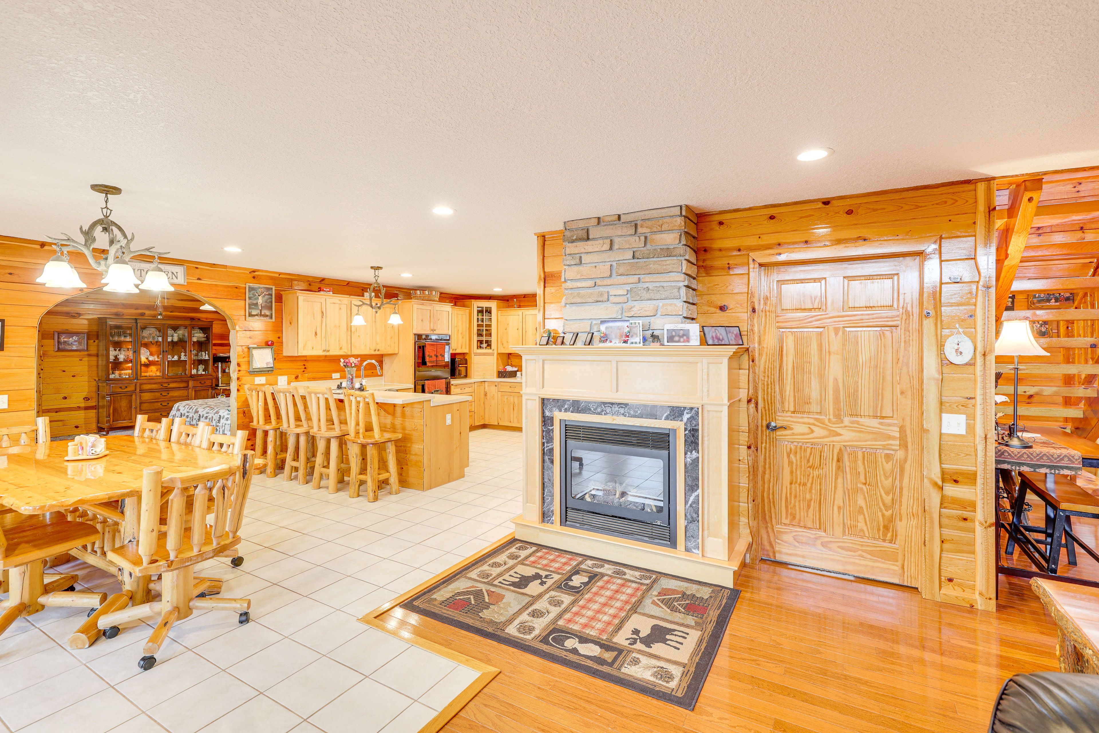 Dining Area | 1st Floor | Dishware/Flatware