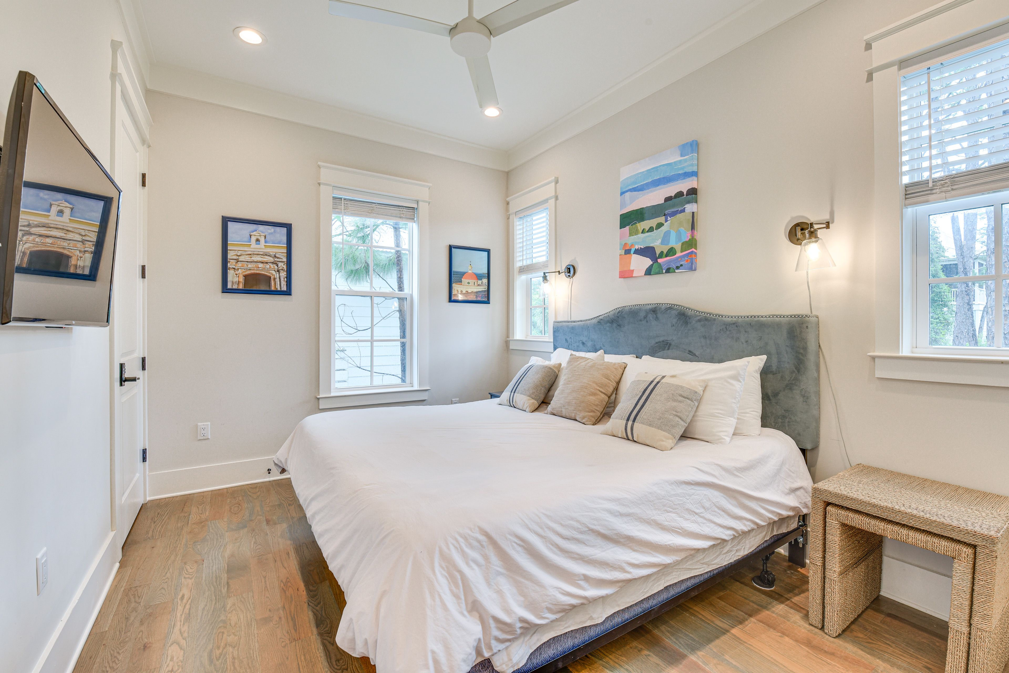 Bedroom 1 | King Bed | 1st Floor | Smart TV | En-Suite Bathroom
