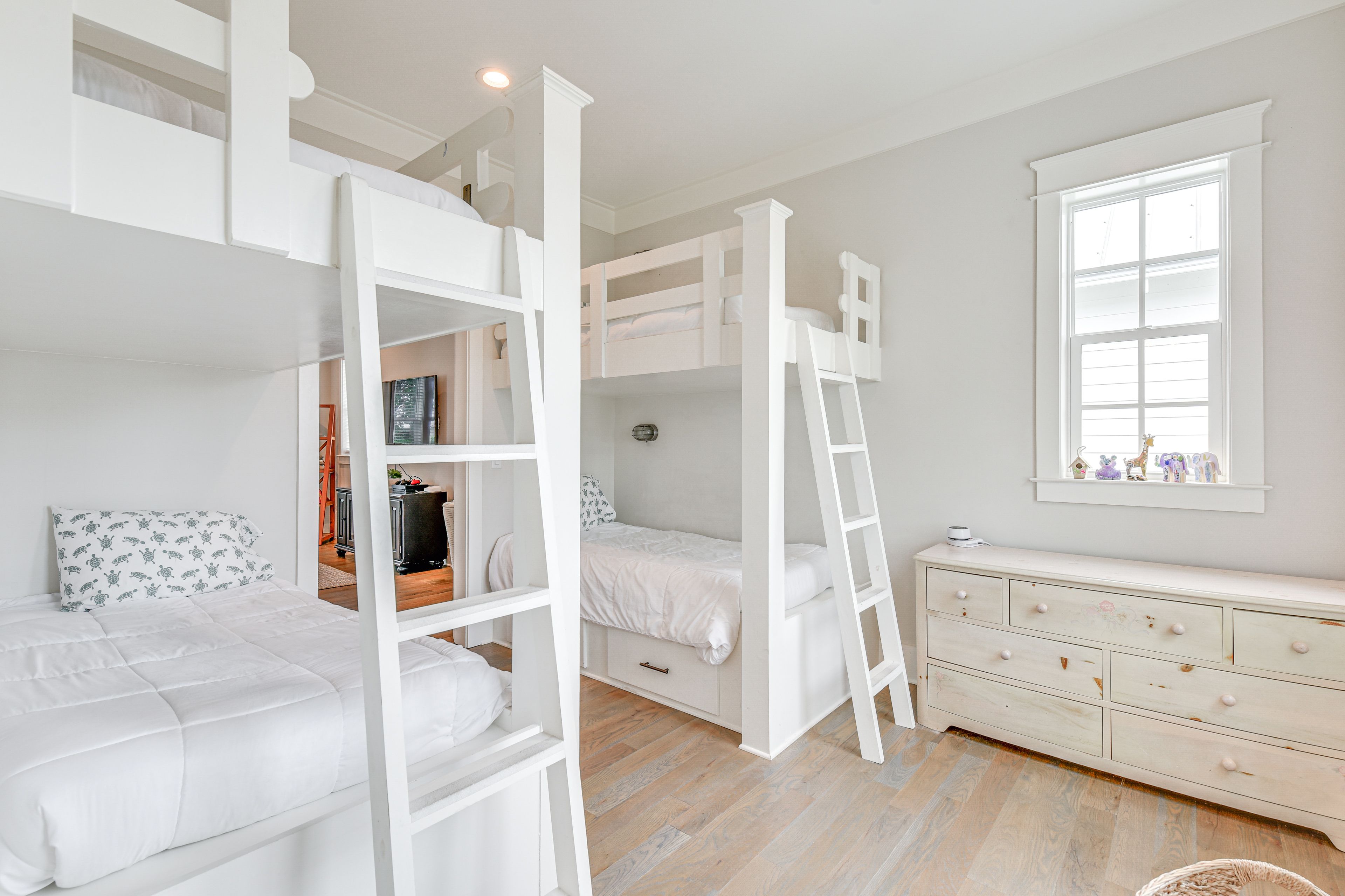 Bedroom 4 | 2 Twin Bunk Beds | 2nd Floor | En-Suite Bathroom