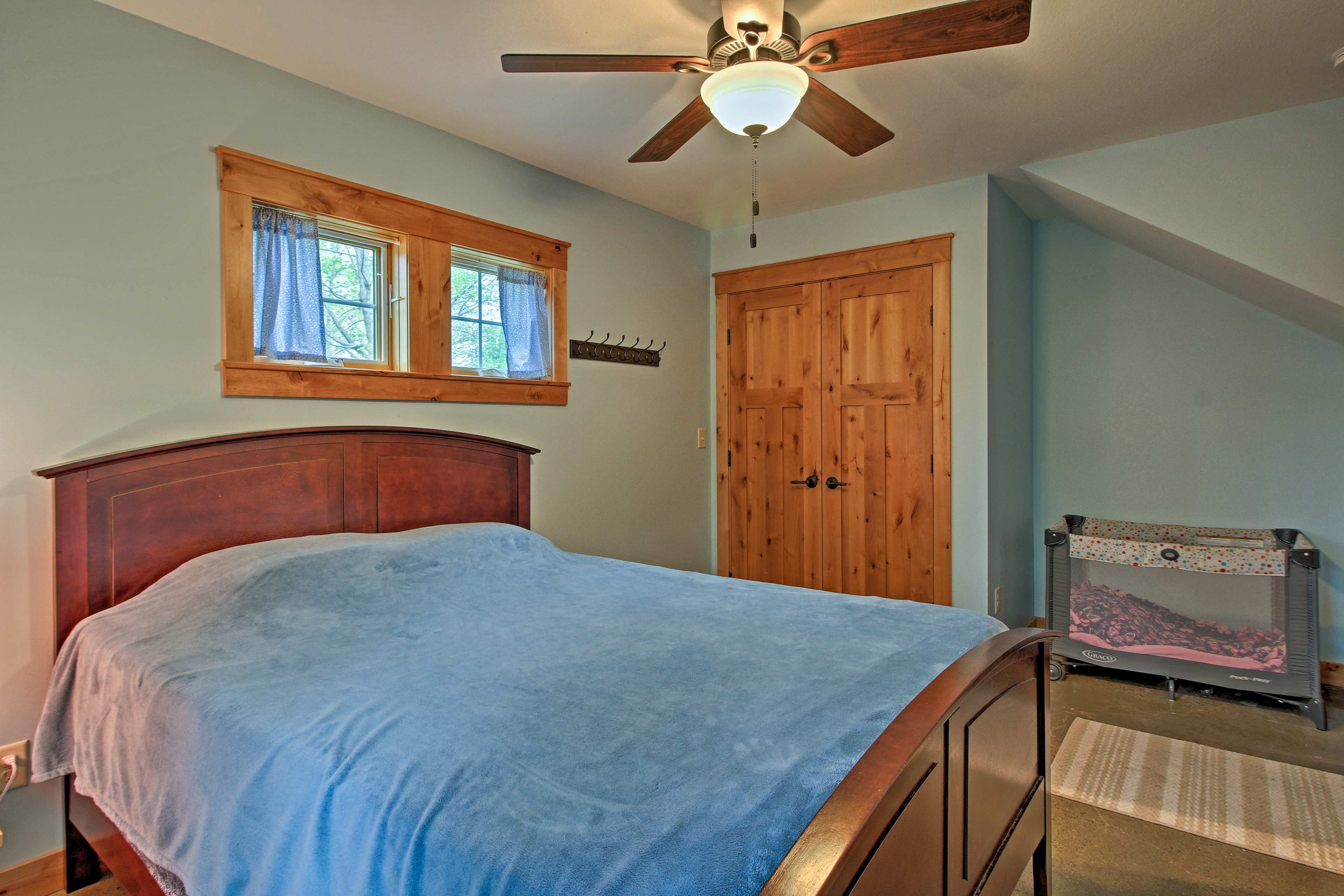 This first-floor room has a queen bed.