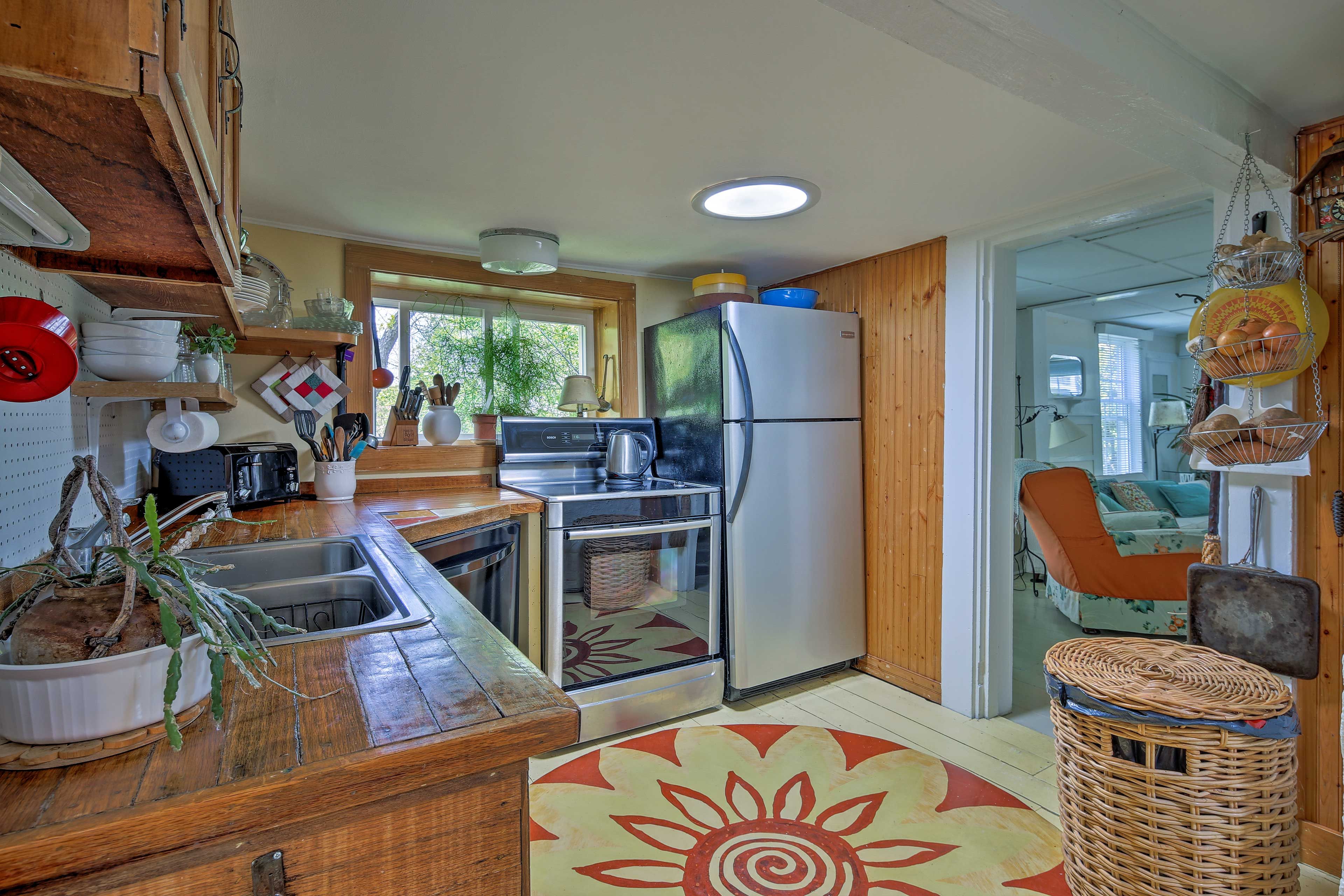 Channel your inner Iron Chef in the fully equipped kitchen.