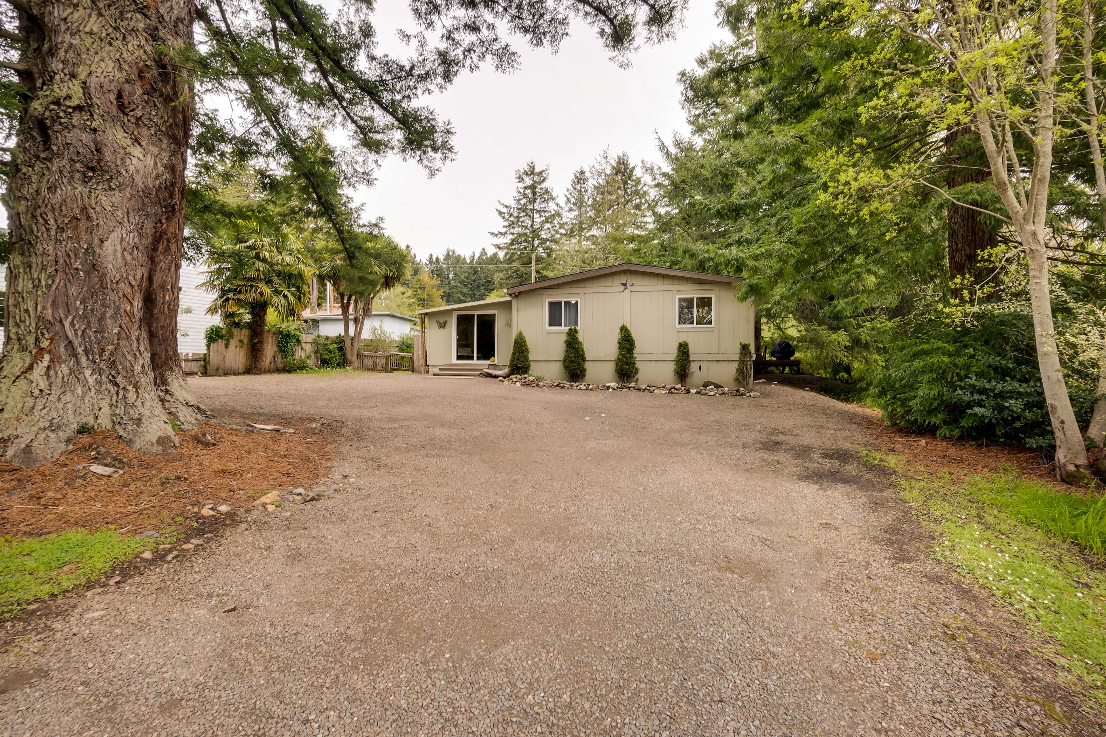 House Exterior | Gravel Driveway Parking (4 Vehicles) | RV/Trailer Parking