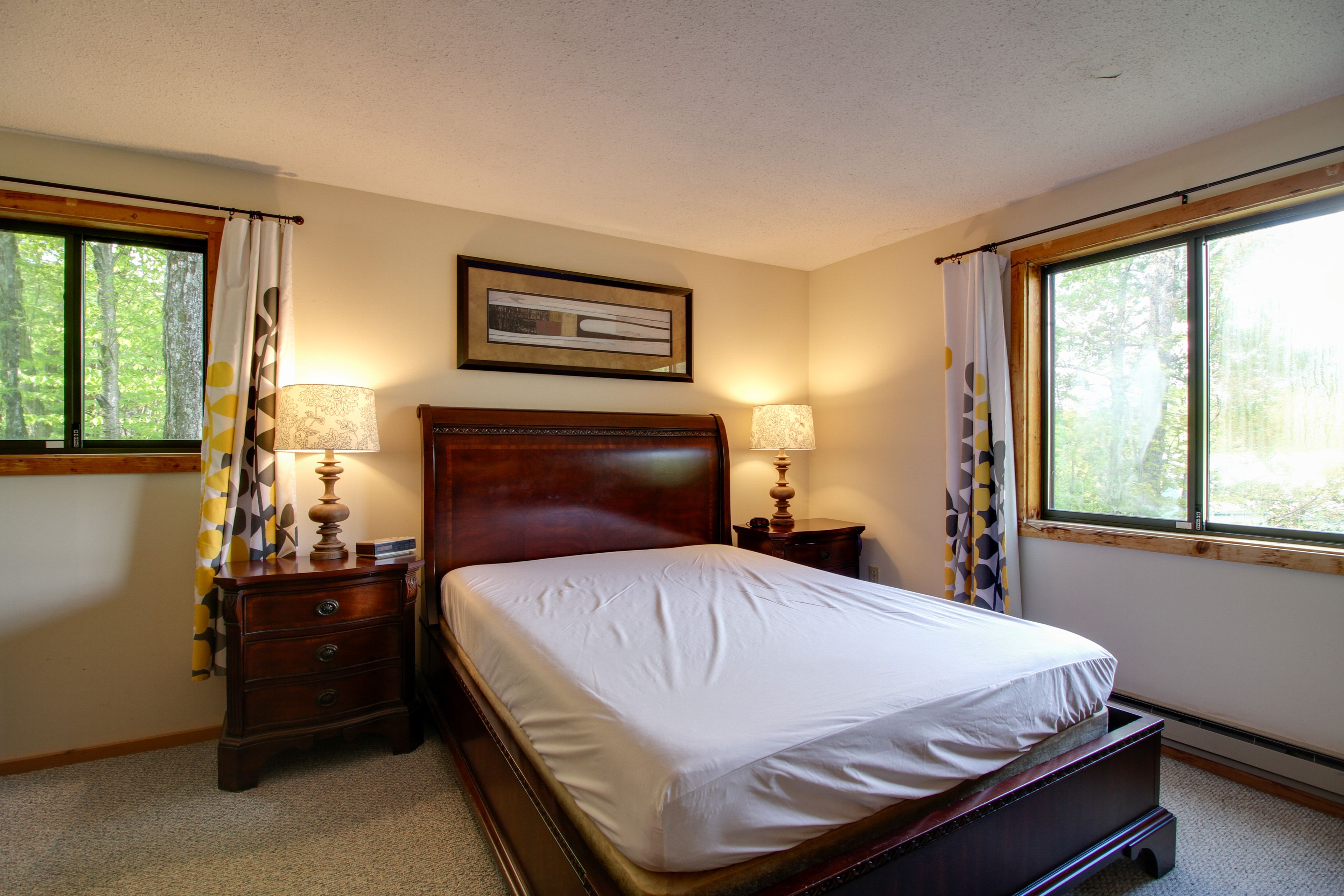 Bedroom 3 | 2nd Floor | Queen Bed