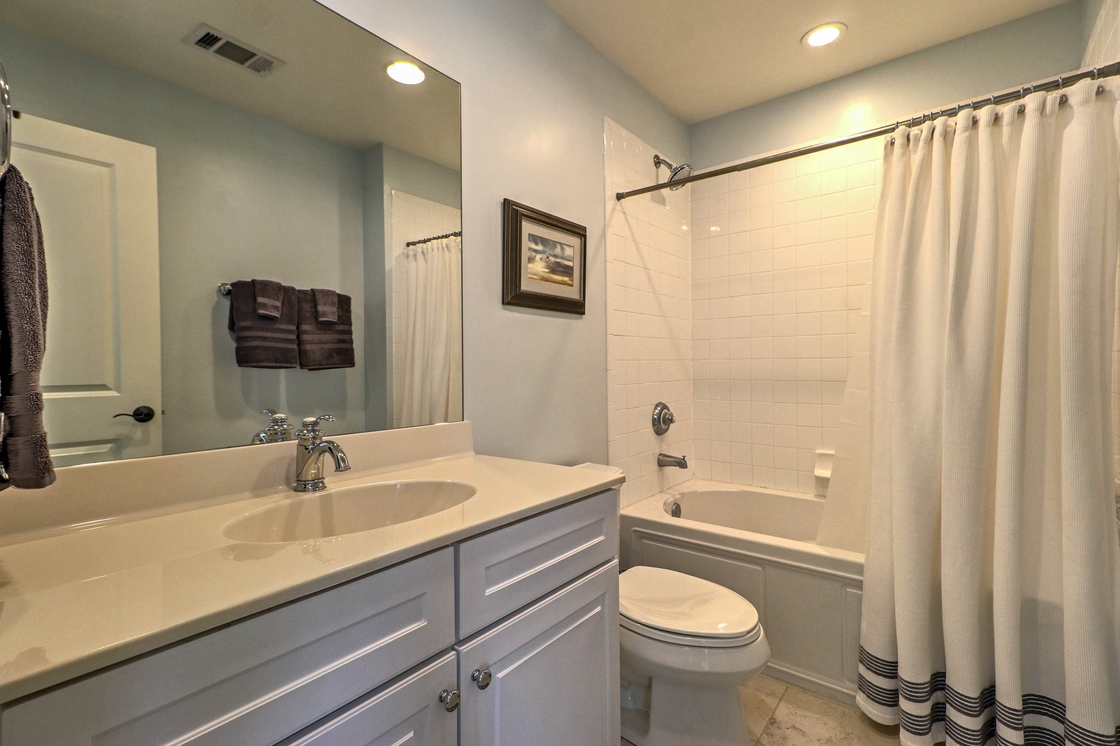 Each bedroom also enjoys the privacy of an en-suite full bathroom!