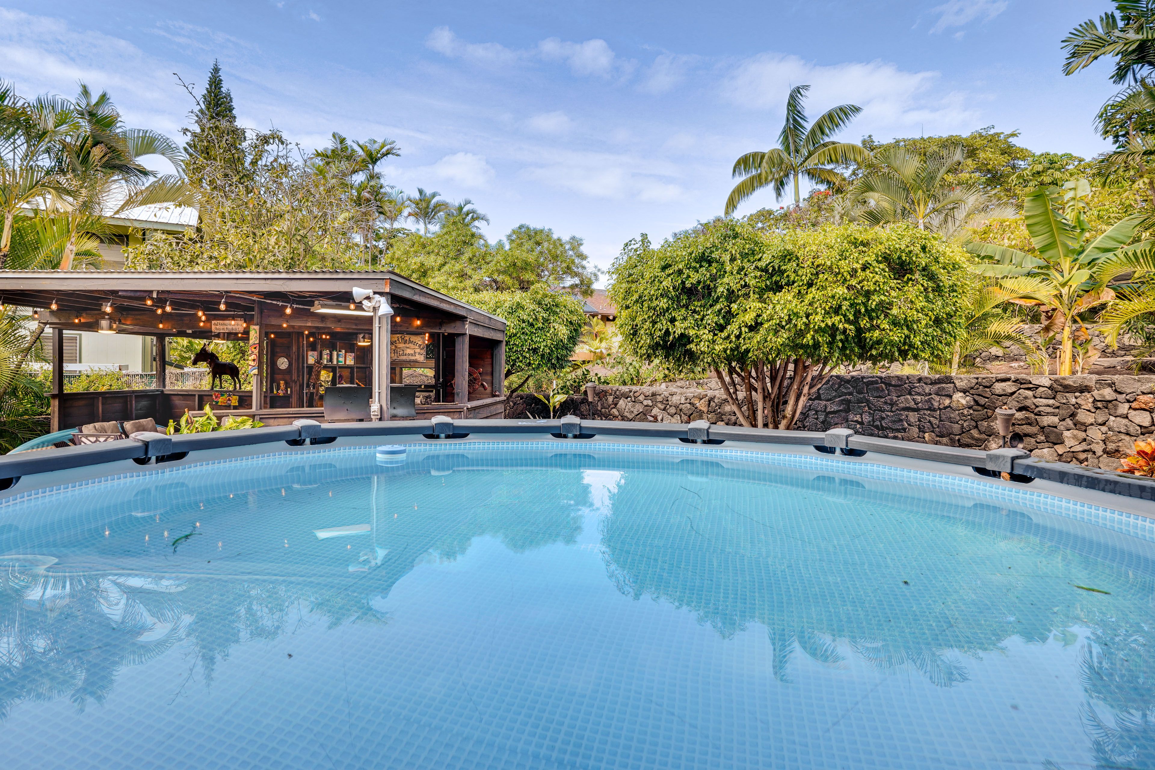 Shared Outdoor Space | Above-Ground Pool | Patio | Gas Grill