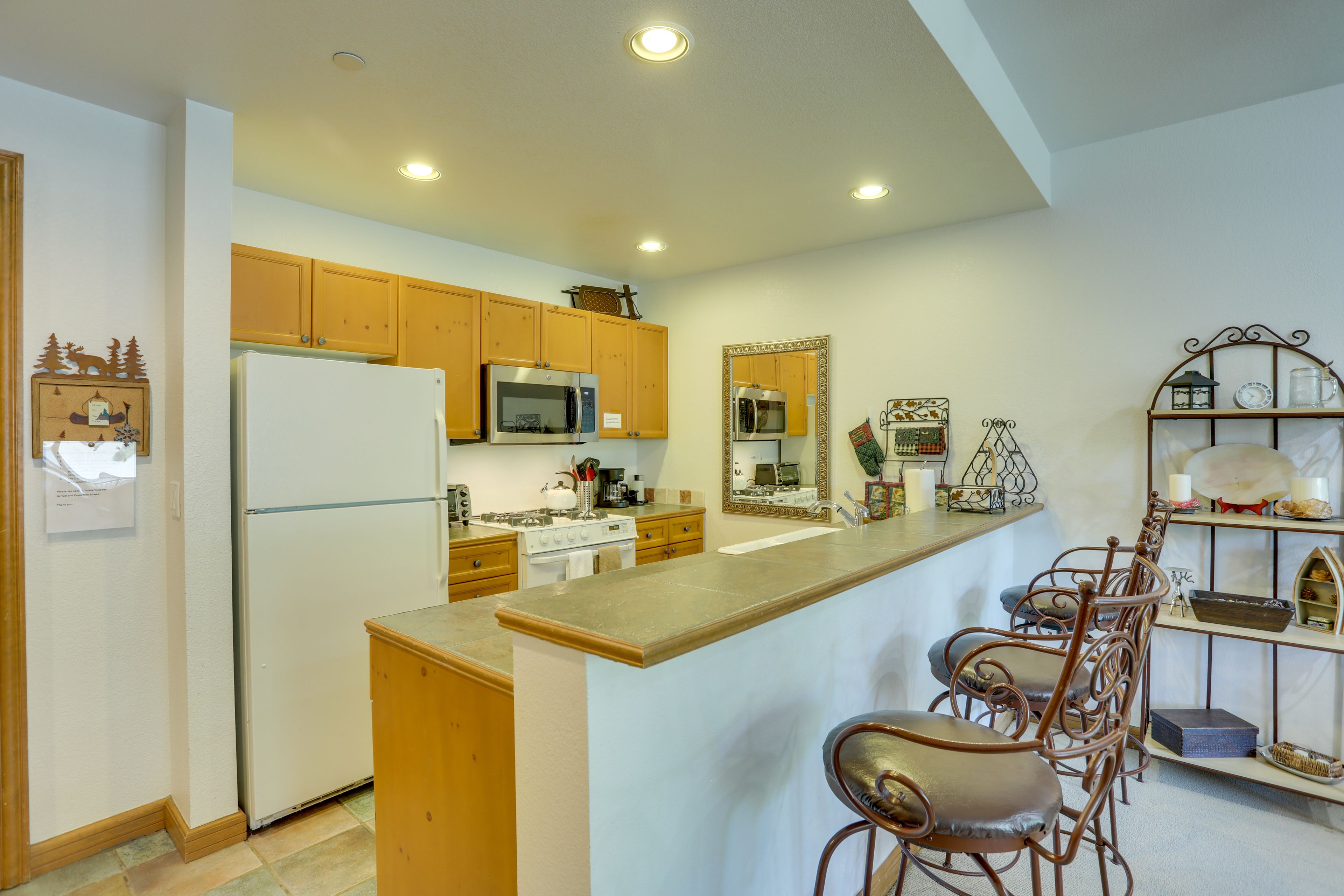 Kitchen | Breakfast Bar | Drip Coffee Maker | Toaster Oven