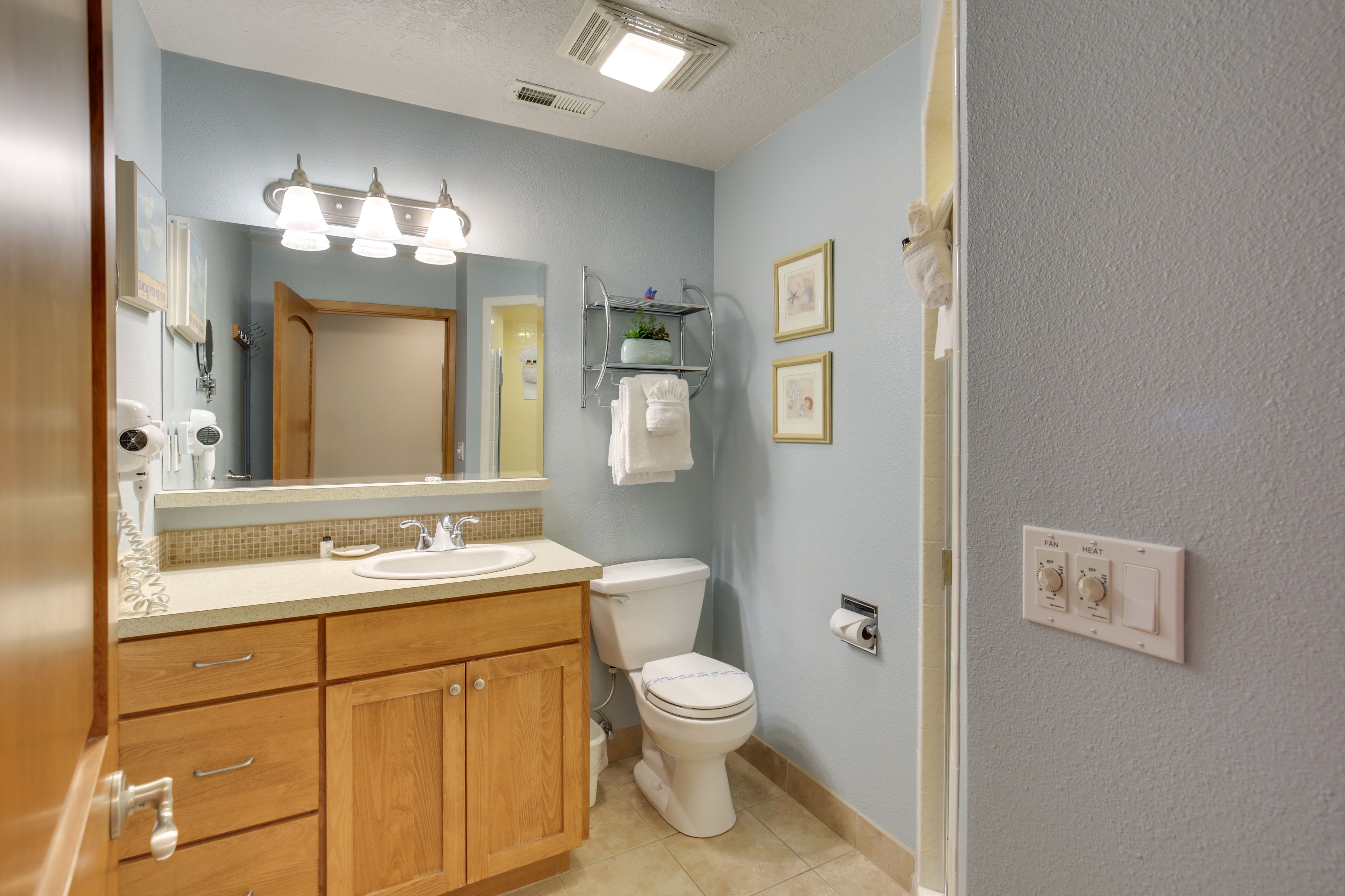 Bathroom | Towels/Linens