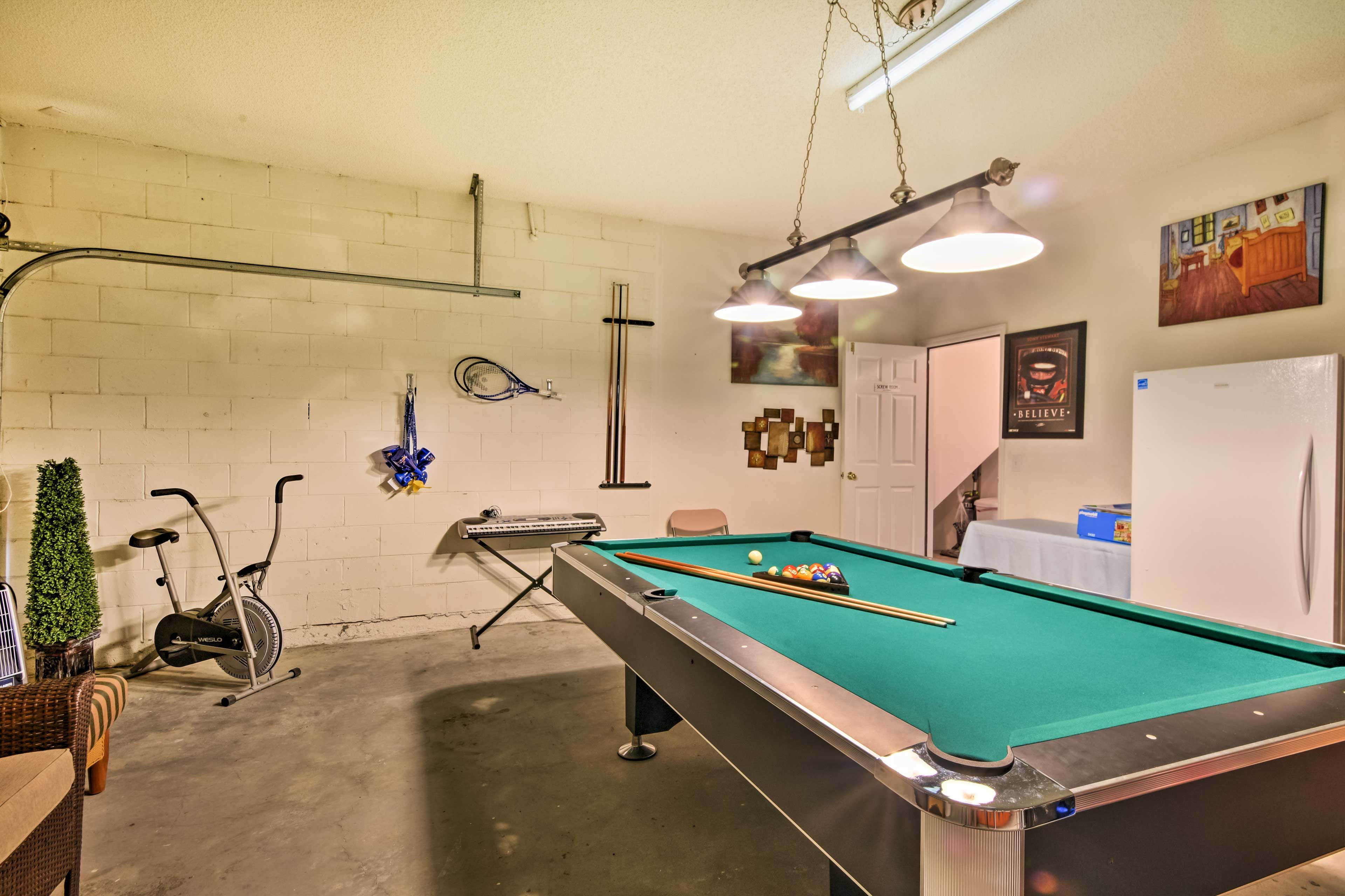 Garage (Game Room) | Pool Table