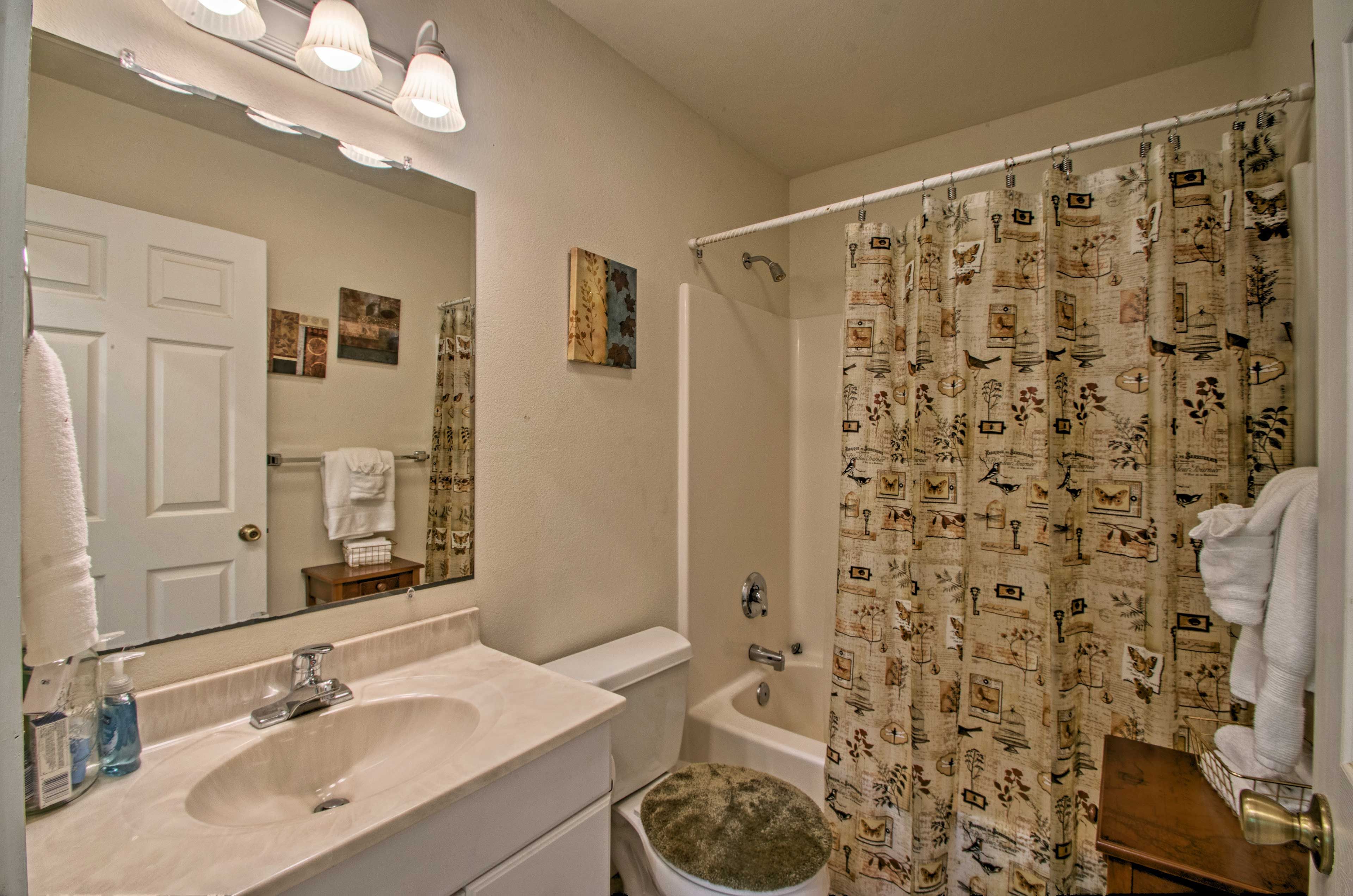 Full Bathroom