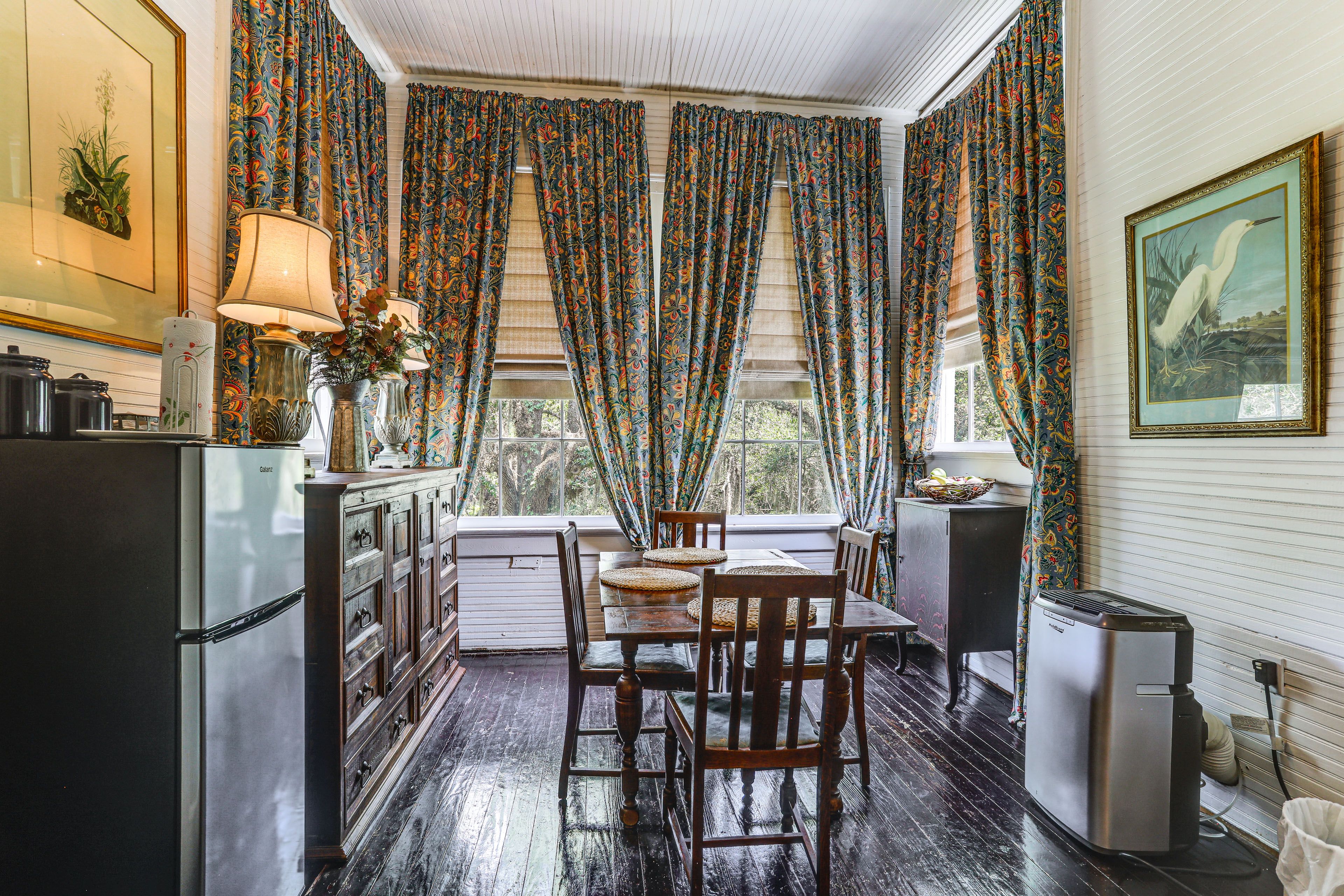 Dining Area | 2nd Floor